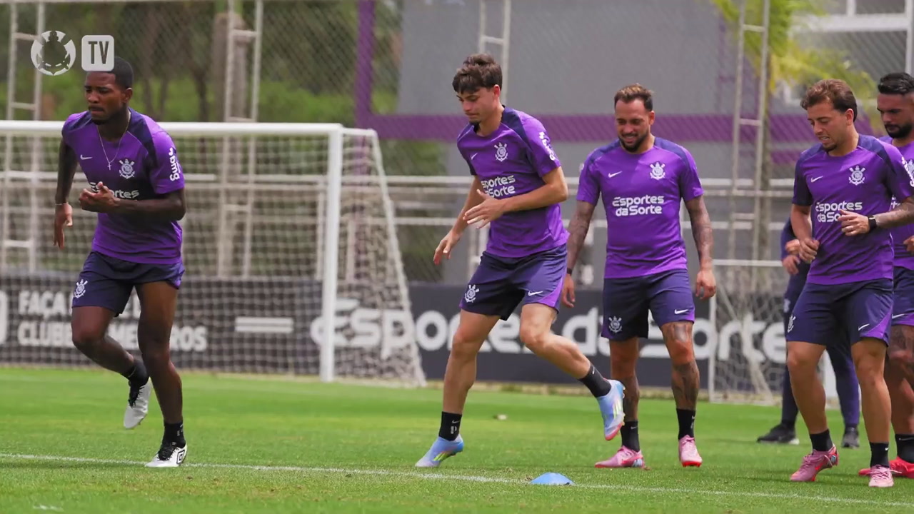 DEPAY VAI JOGAR? Corinthians pode ter atacante em clássico