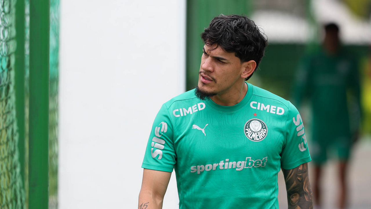 Palmeiras se prepara para o clássico; fotos do treino revelam foco e intensidade no CT
