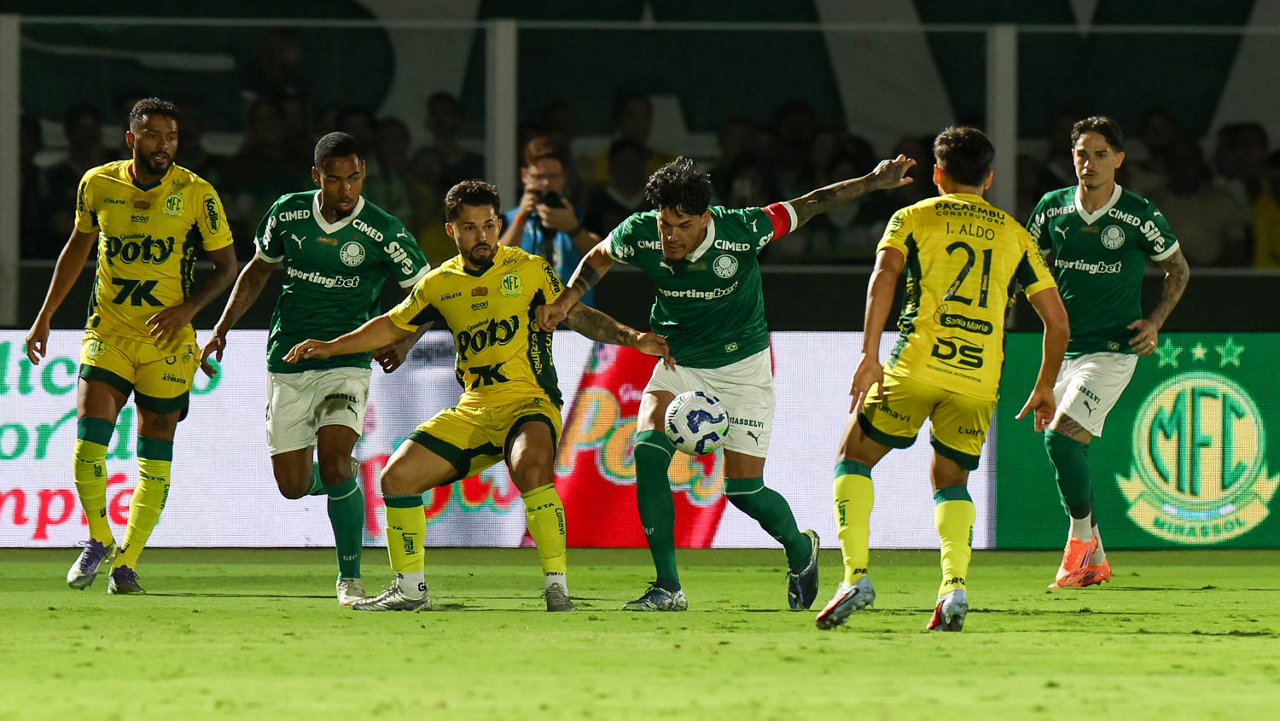 Palmeiras, sem inspiração, sofre derrota justa para o Mirassol em partida desapontadora