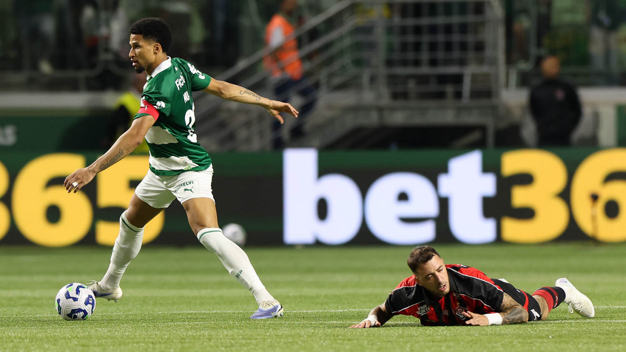 Palmeiras, em crise, iguala pior sequência no Brasileiro e busca reação no Allianz contra rival desesperado