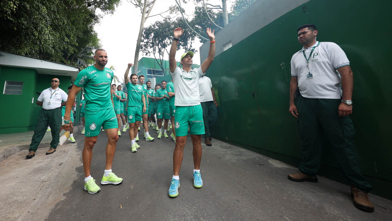 Abel Ferreira reafirma compromisso com o Palmeiras e garante: 