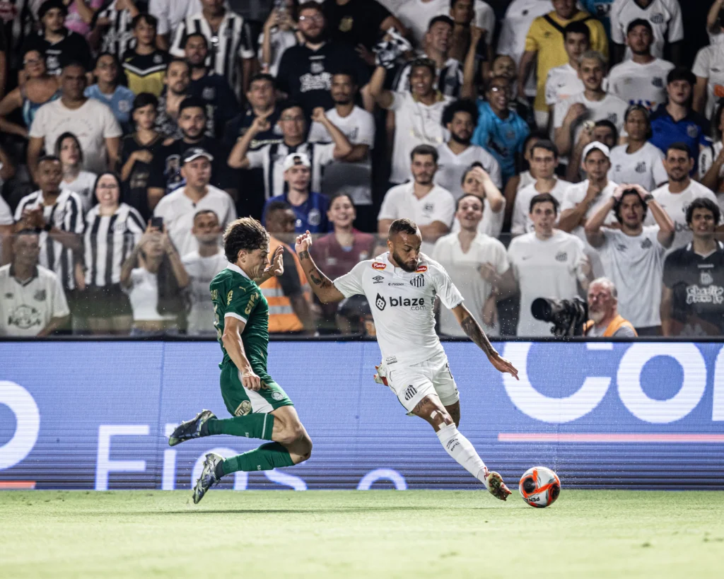 Santos vence apenas duas vezes o clássico desde a chegada de Abel Ferreira ao Palmeiras