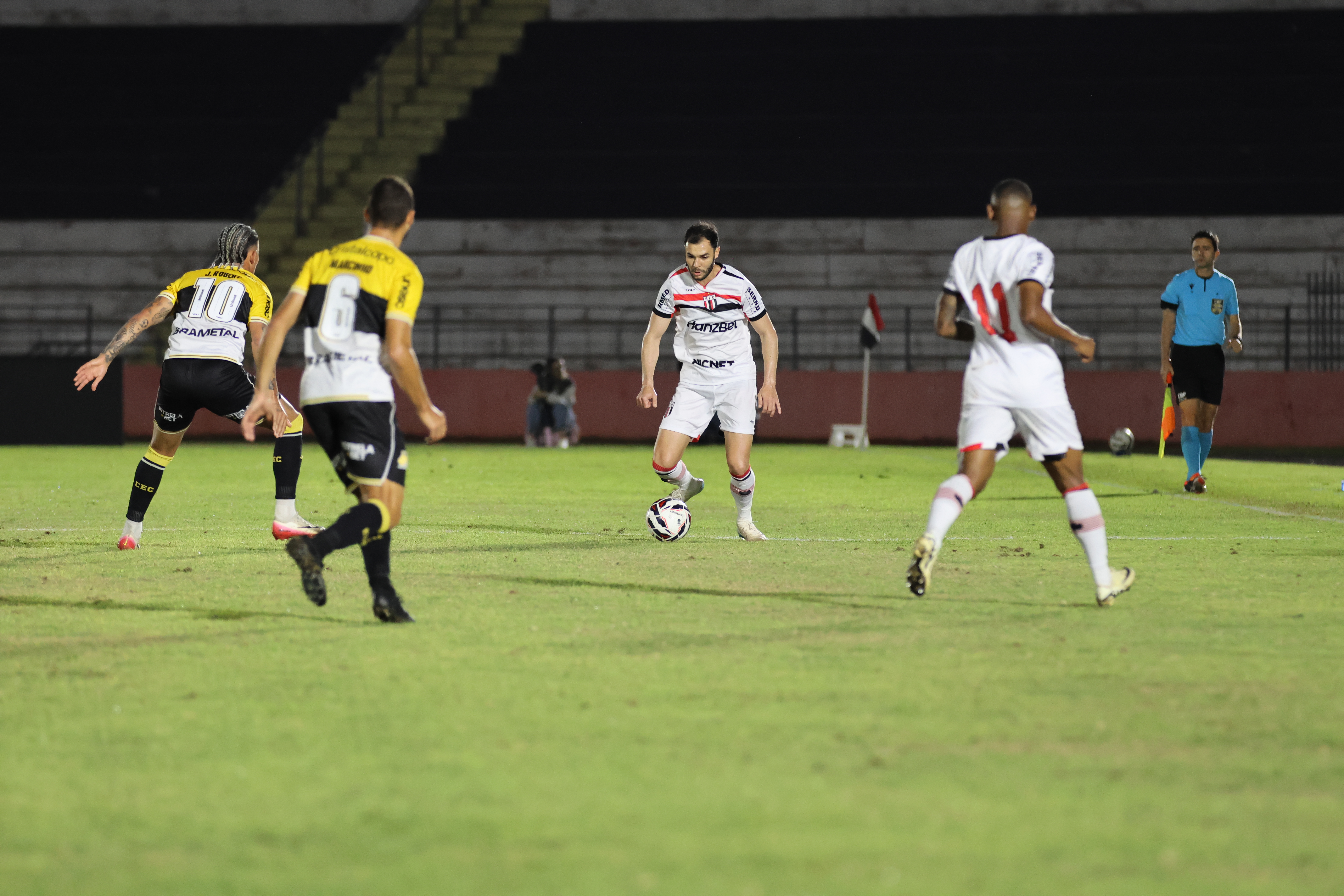 Criciúma x Botafogo-SP: onde assistir, estatísticas e escalações