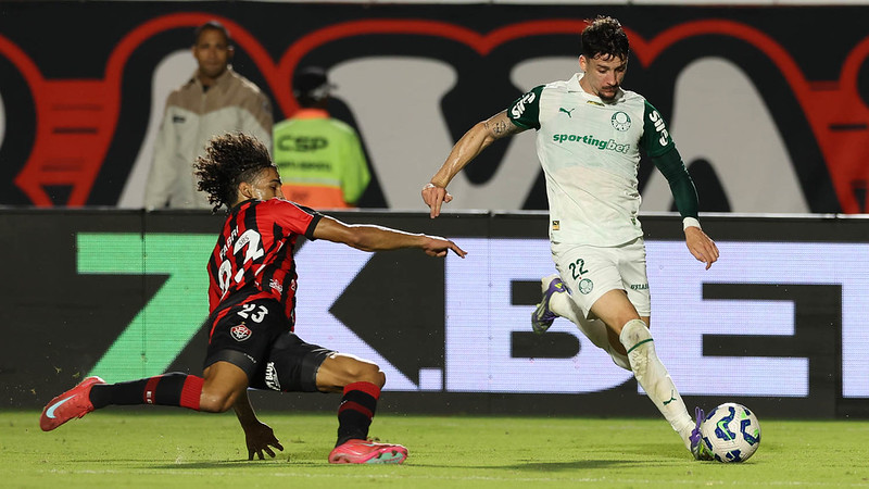 Palmeiras desafia Vitória em confronto decisivo; onde assistir ao vivo e escalações confirmadas?