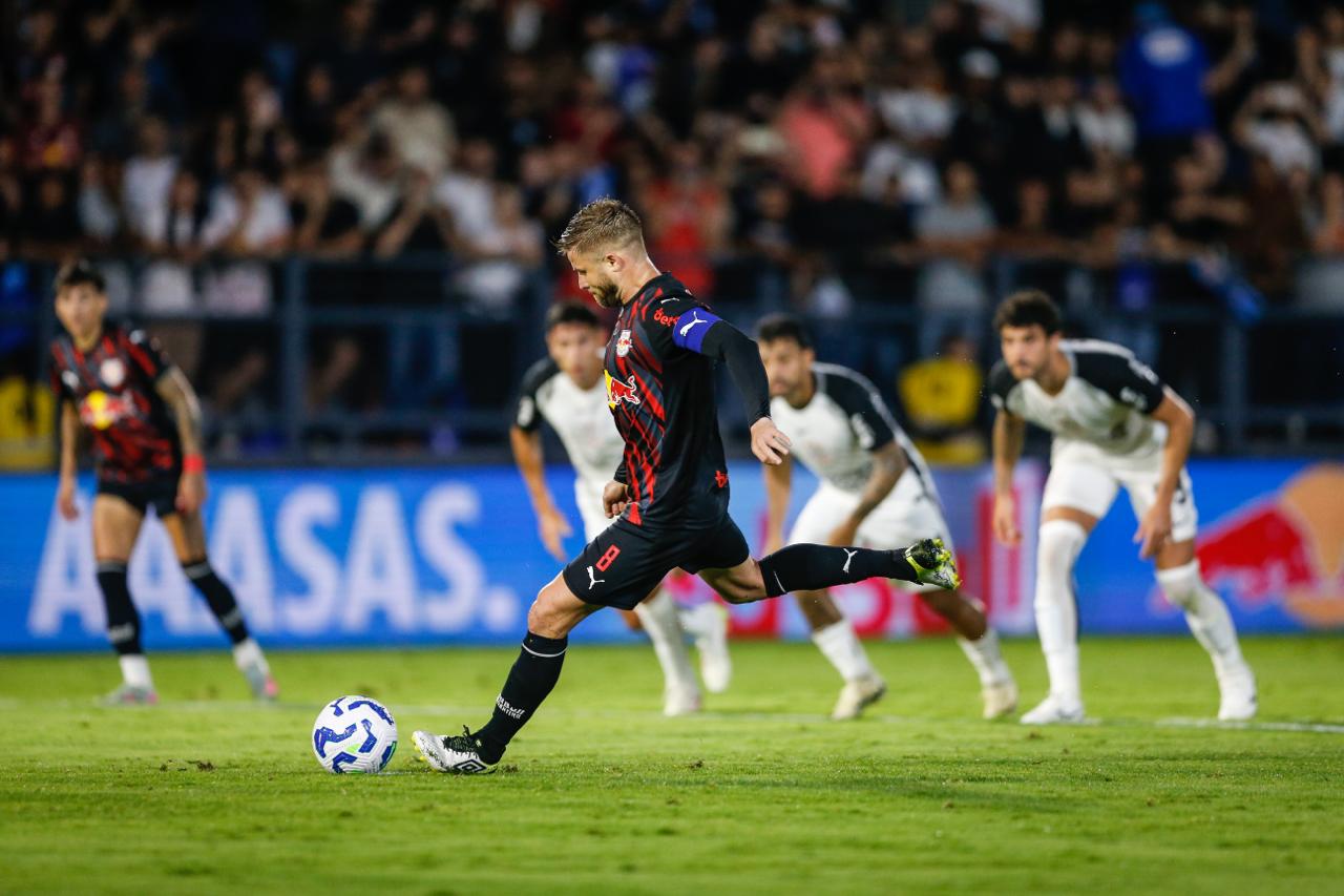 Bragantino desafia Corinthians em jogo decisivo do Brasileirão; veja os detalhes da partida!