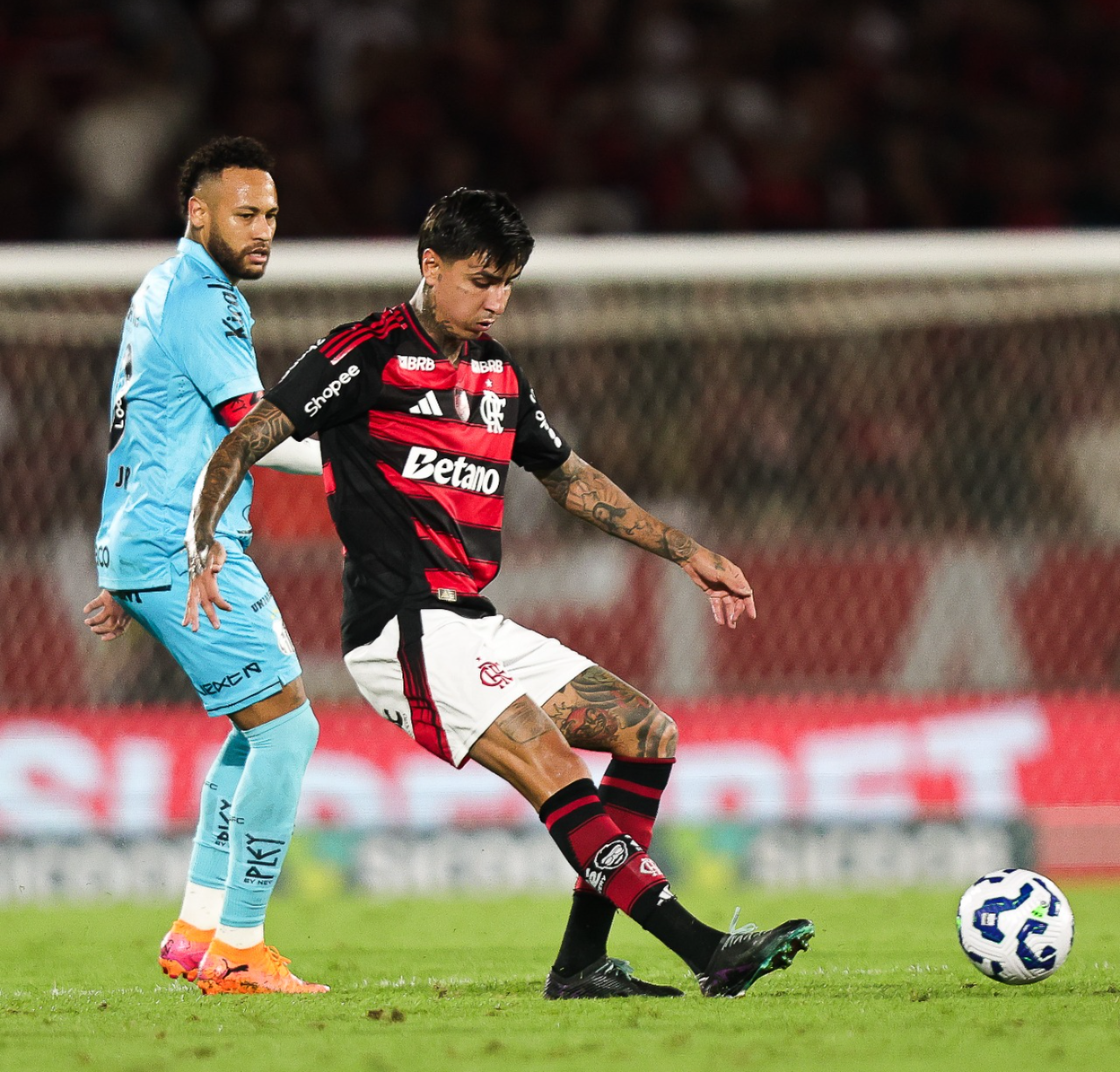 Santos decepciona com derrota para o Flamengo, permanece na zona de rebaixamento do Brasileirão