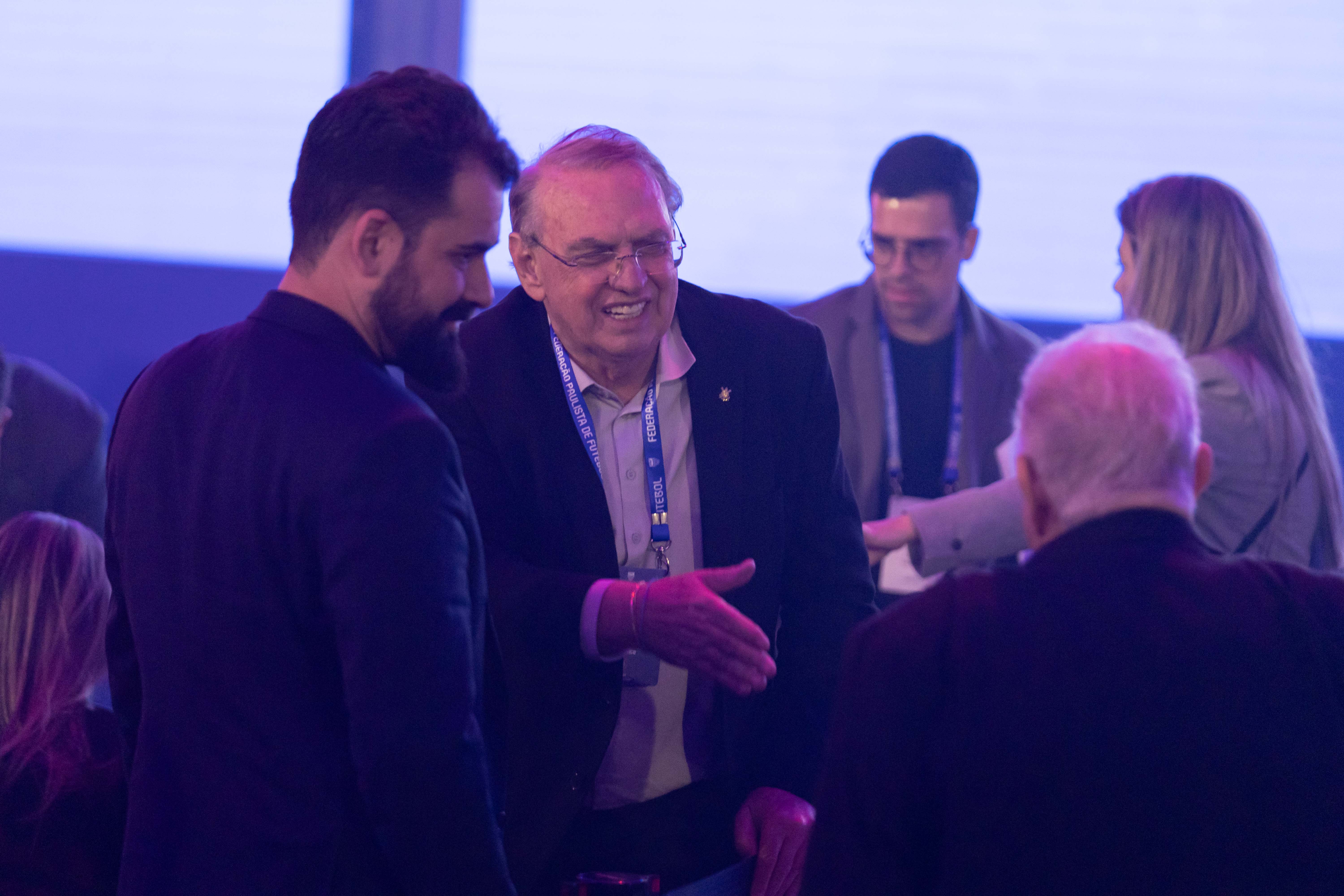 Corinthians boicota reunião da CBF sobre arbitragem em protesto contra Edina Alves