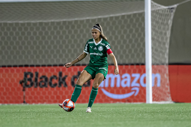 Zagueira do Palmeiras enfrenta a pressão da final da Copa do Brasil feminina, mas foca em seu jogo