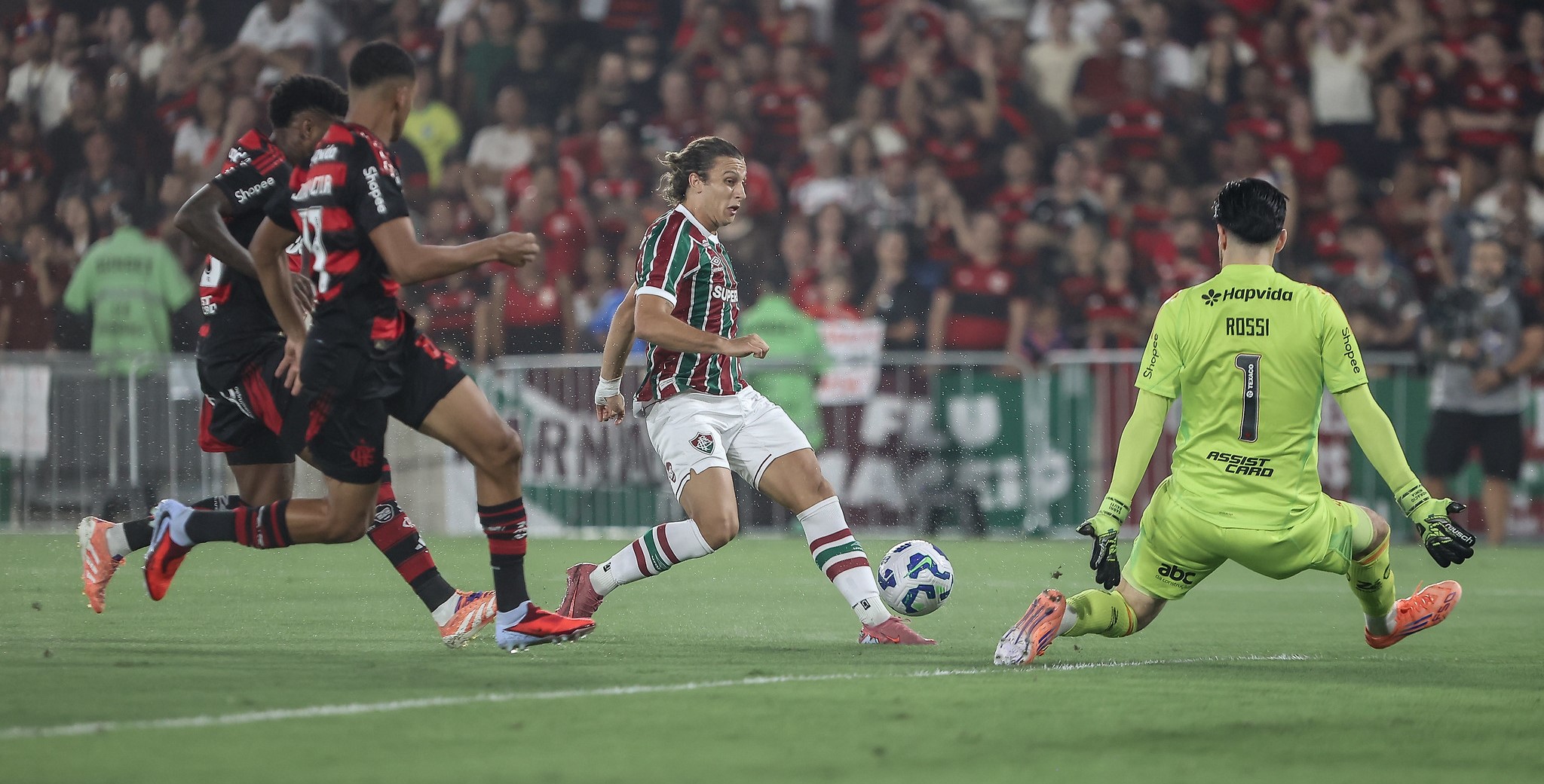 Rossi defende João Victor após derrota do Flamengo: Unidos como grupo, seguimos firmes