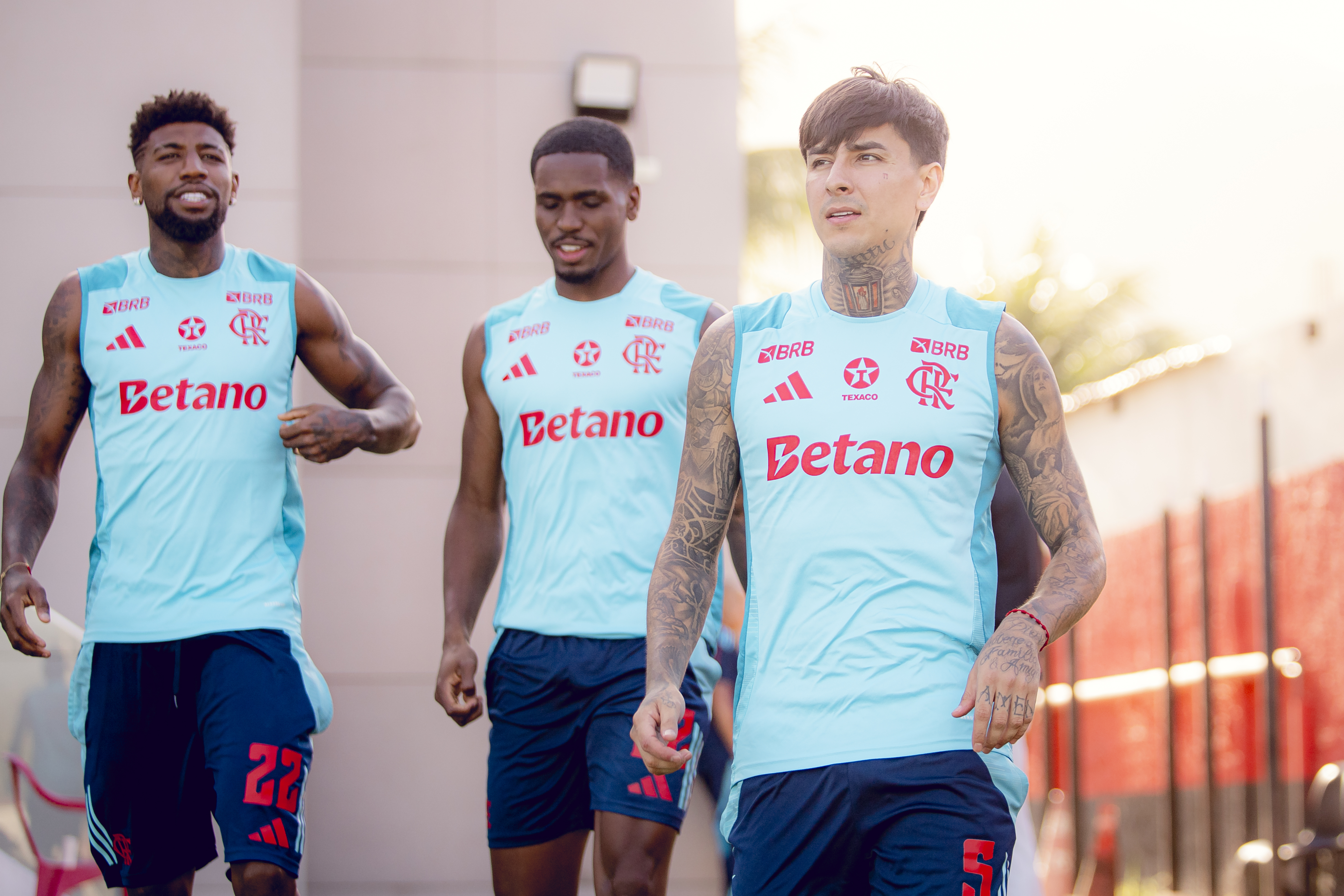 Flamengo prepara estratégia decisiva em busca de vitória contra o Bragantino no Brasileirão