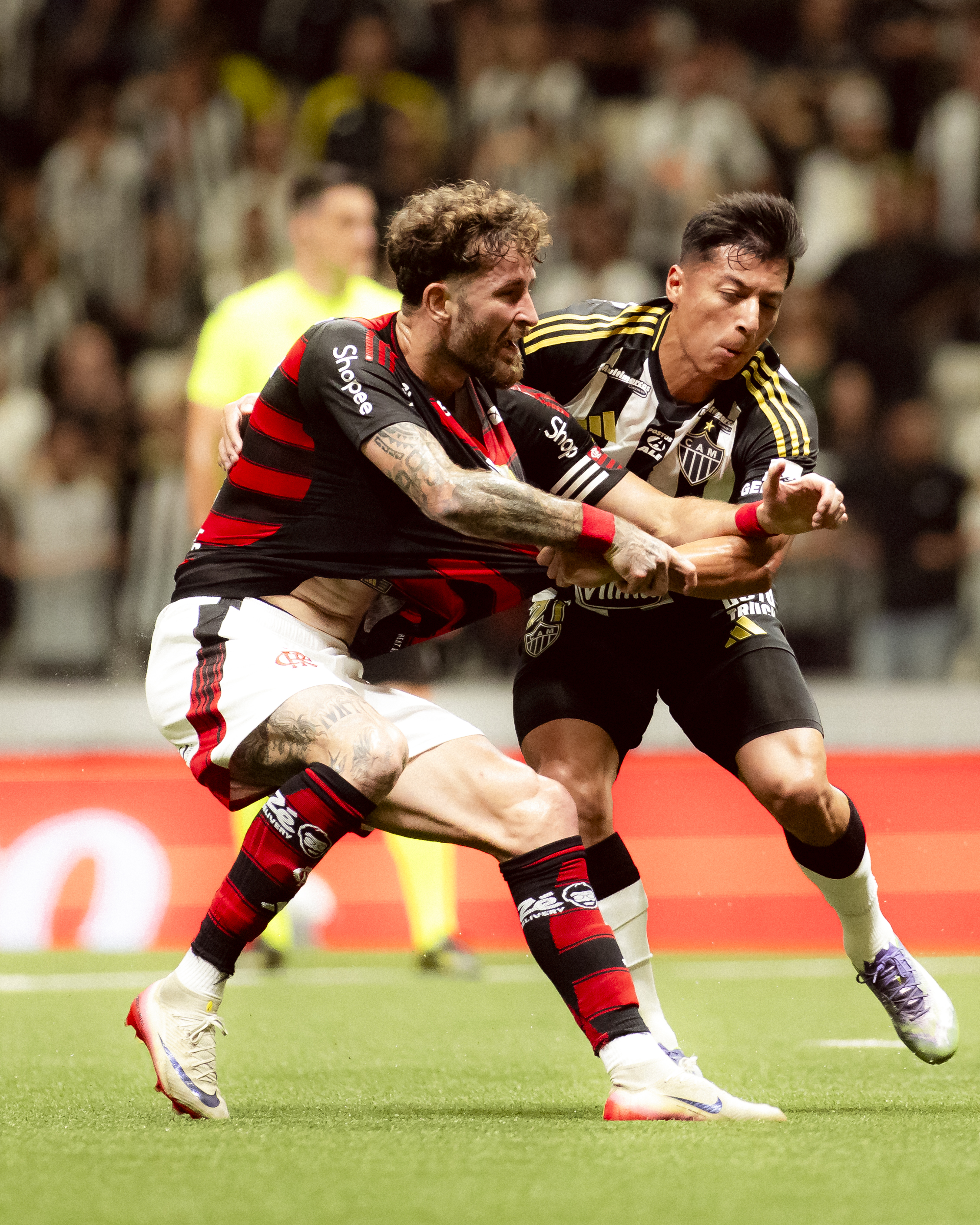 Atlético-MG desafia Flamengo em confronto decisivo pelo Brasileirão 2025; notas do jogo em destaque!