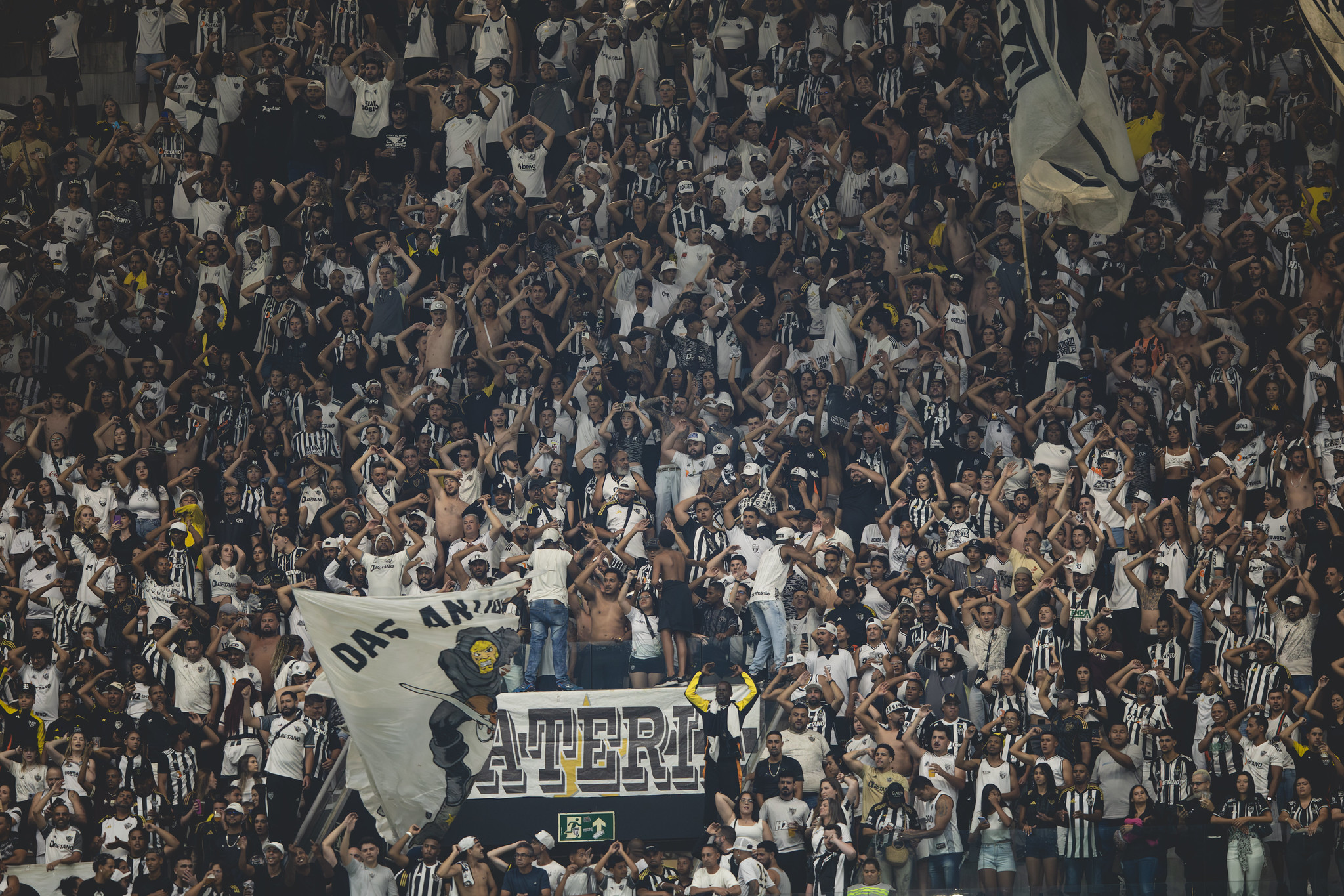 Atlético-MG inicia venda de ingressos para confronto decisivo contra o Palmeiras; confira os preços!