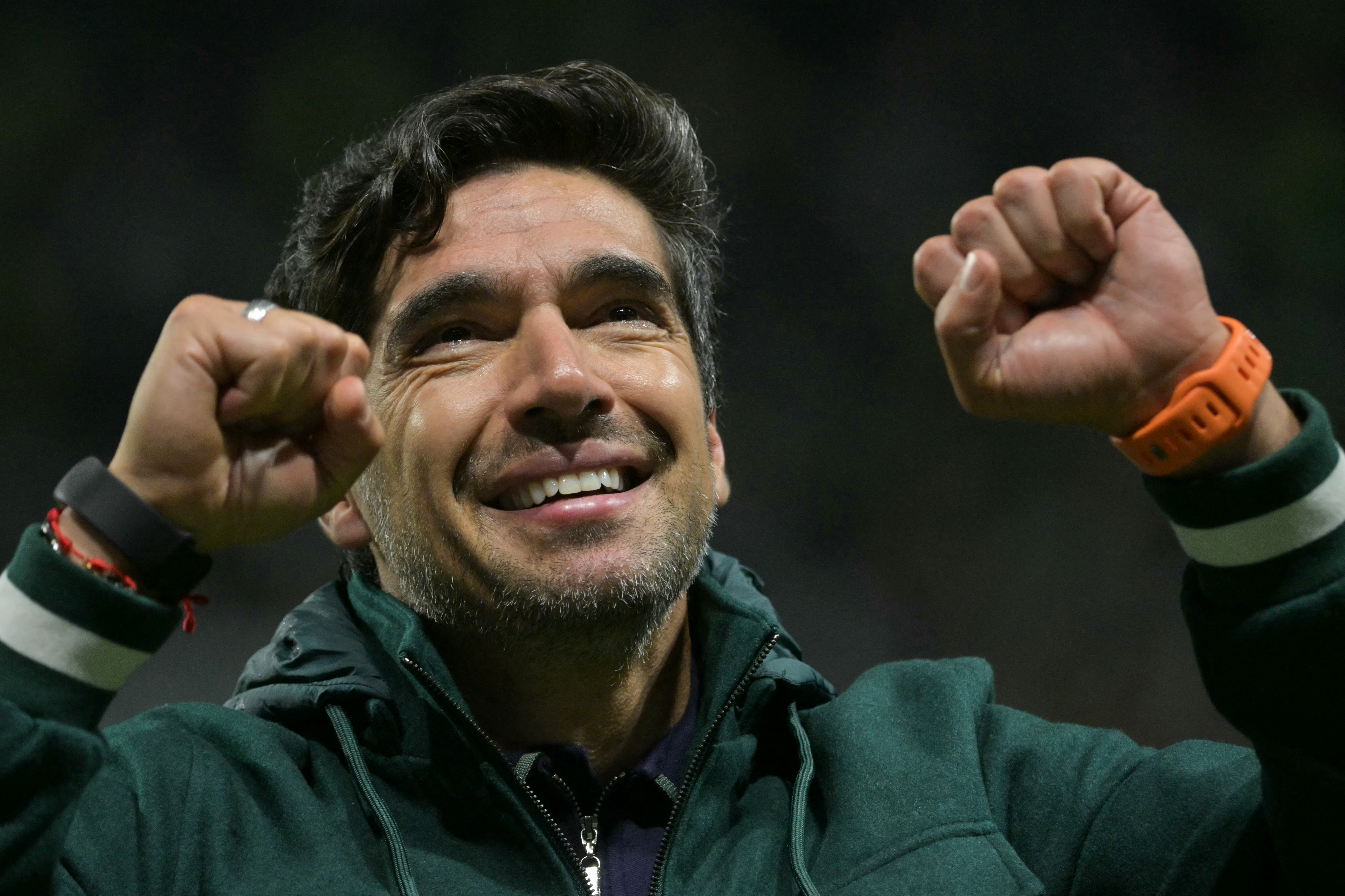 Abel Ferreira busca tricampeonato inédito e desafia história do Palmeiras em nova temporada