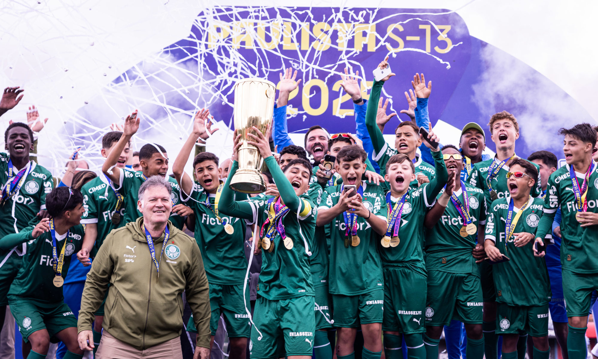 Palmeiras reage nos minutos finais e conquista sua sétima taça do Paulista Sub-13 ao superar rival São Paulo