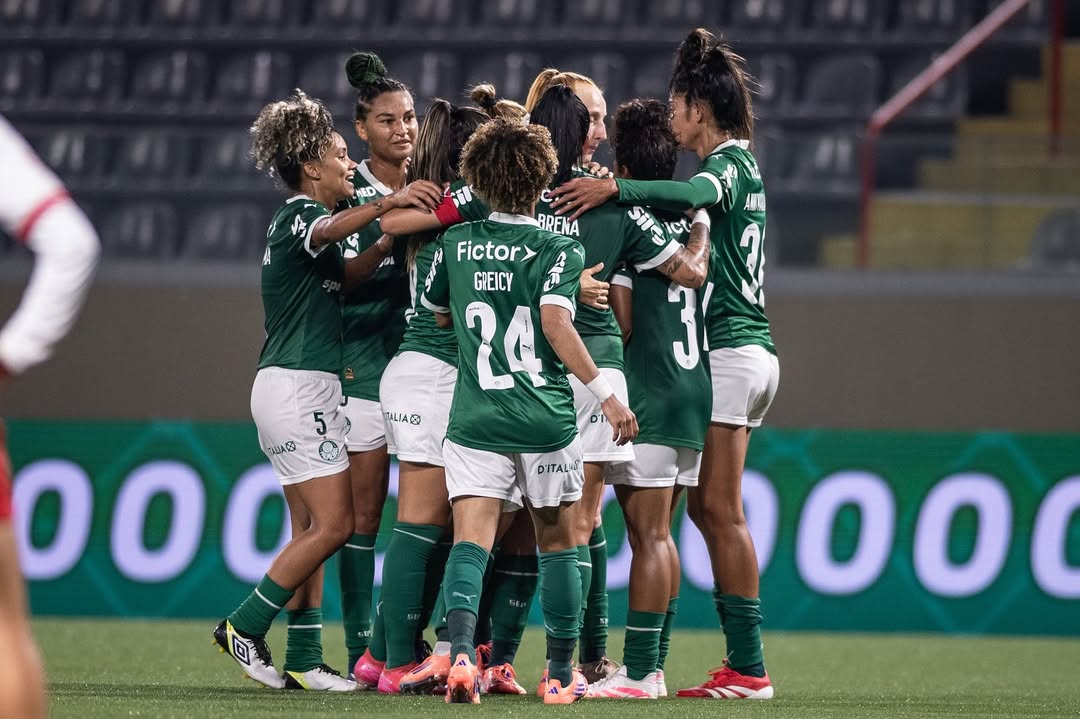 Palmeiras dispara sobre o São Paulo em goleada e se prepara para enfrentar a Ferroviária na final