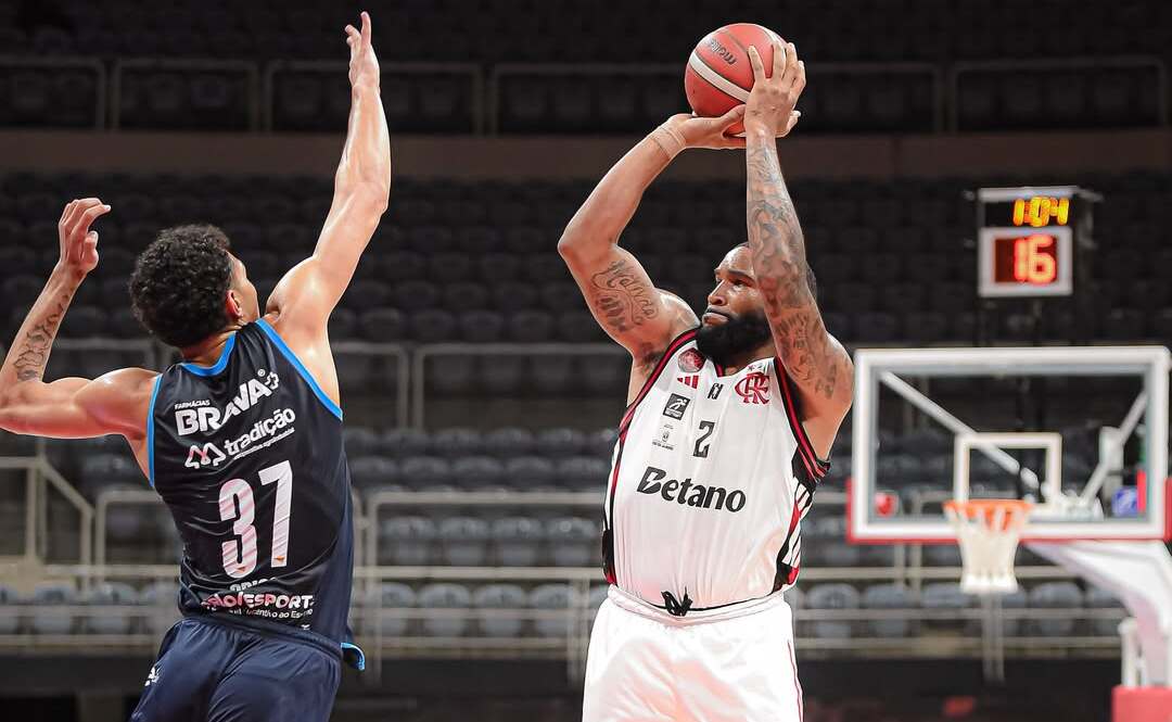 Flamengo derrota Pato Basquete e mantém 100% de aproveitamento no NBB, rumo ao título!
