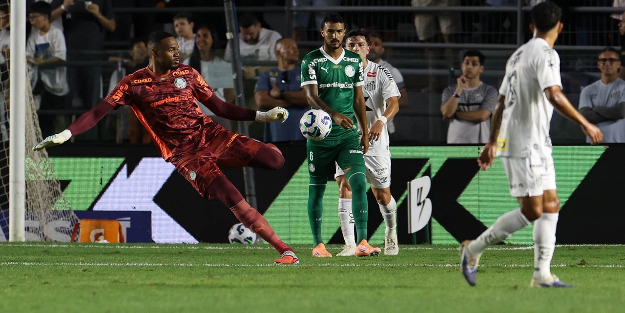Derrota se transforma em lição: Carlos Miguel reafirma busca do Palmeiras pelo título após revés