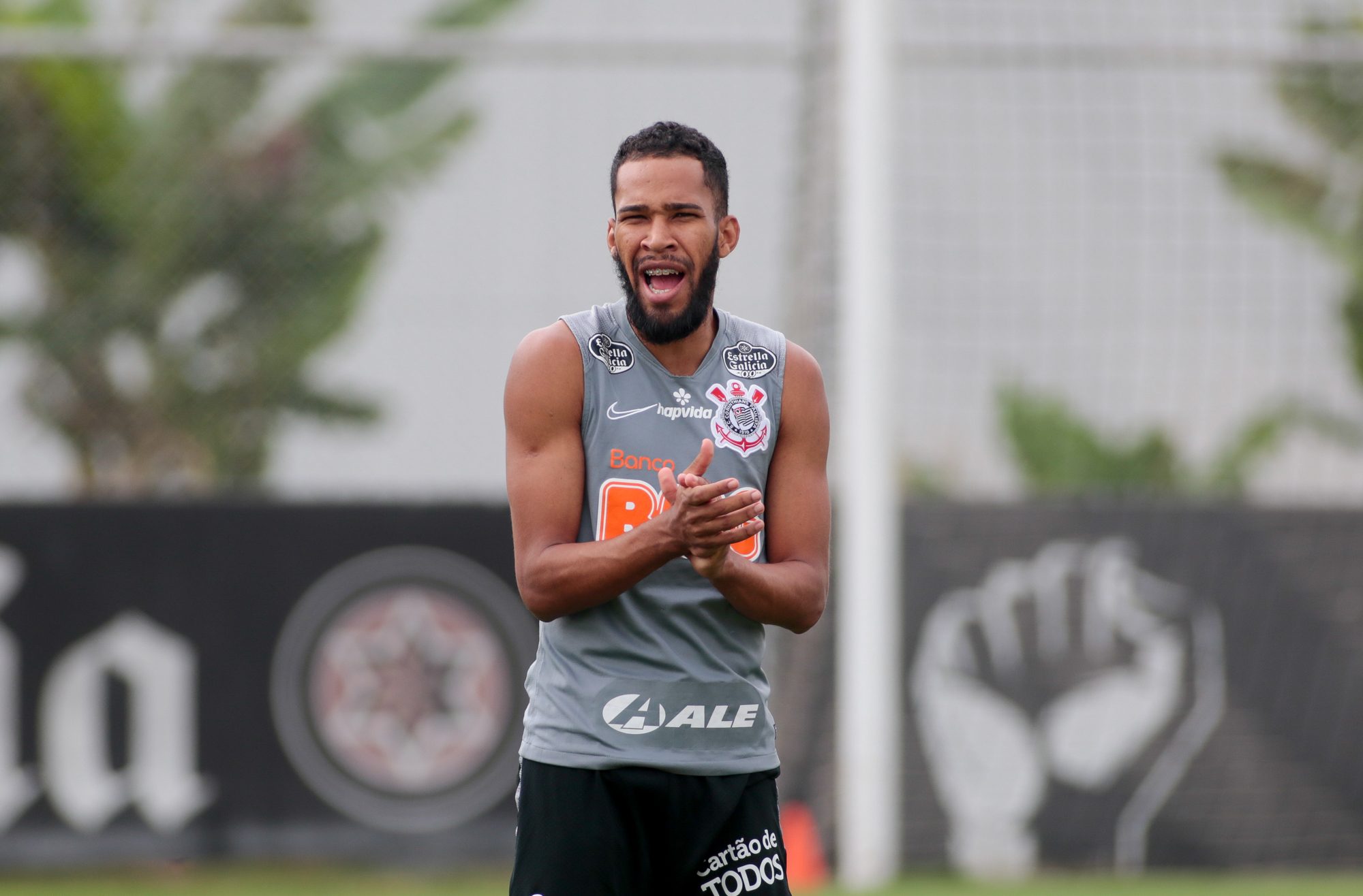 Condenação milionária; Corinthians sofre condenação na Justiça por dívida de Everaldo
