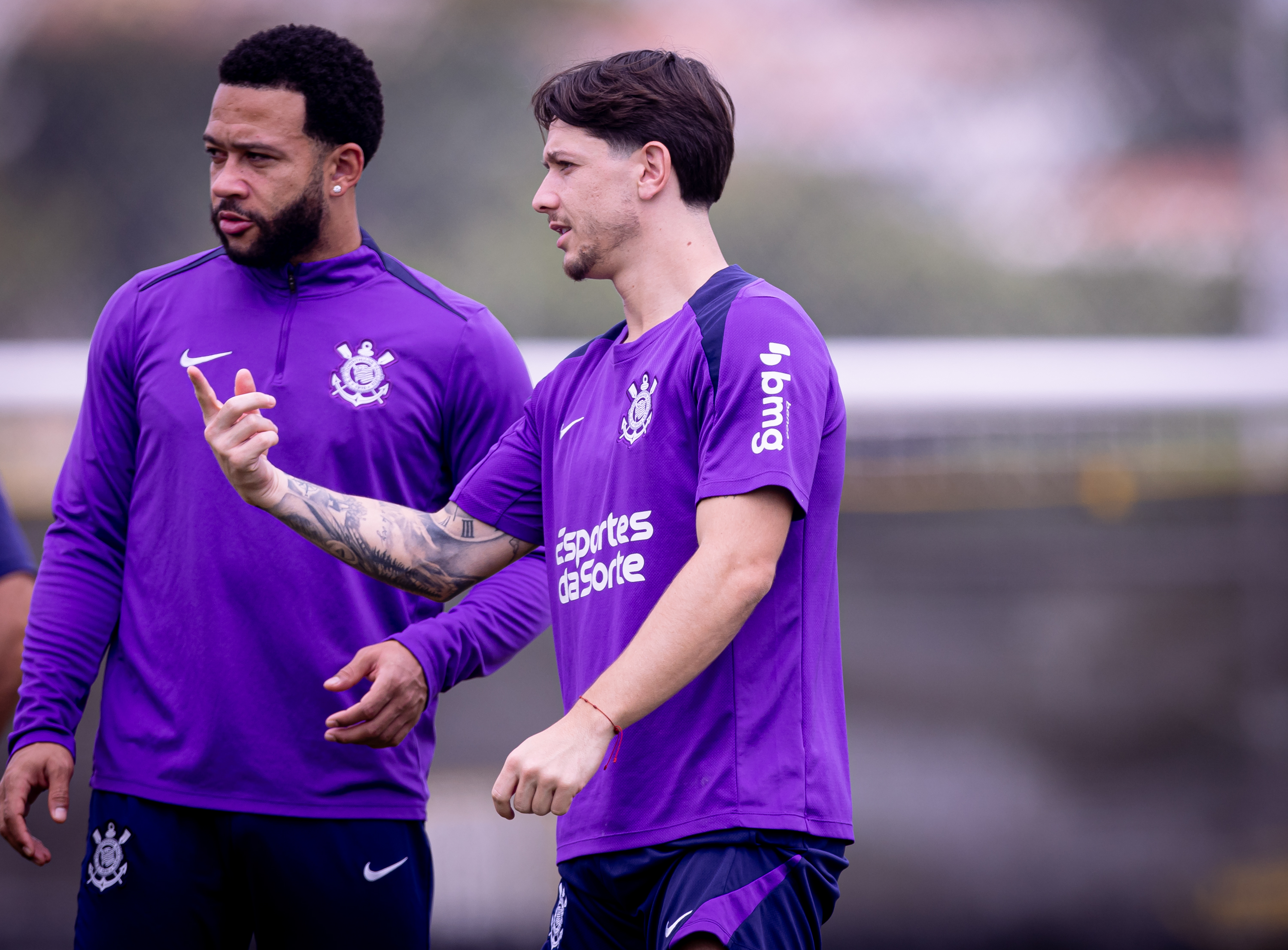 Corinthians intensifica treinos em meio à maratona de jogos antes da semifinal da Copa do Brasil