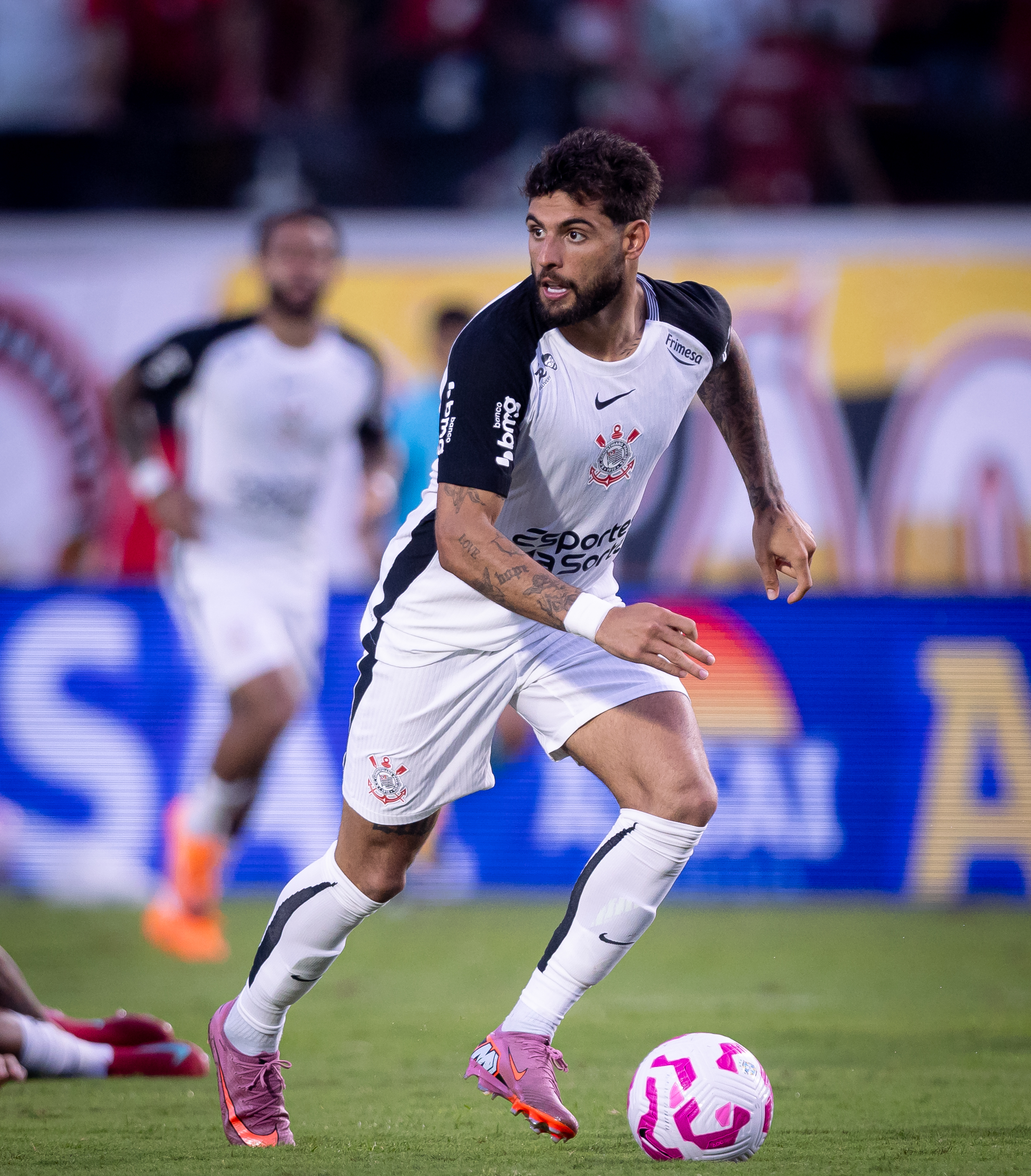 Yuri Alberto lamenta derrota do Corinthians e se esquiva de polêmica sobre arbitragem