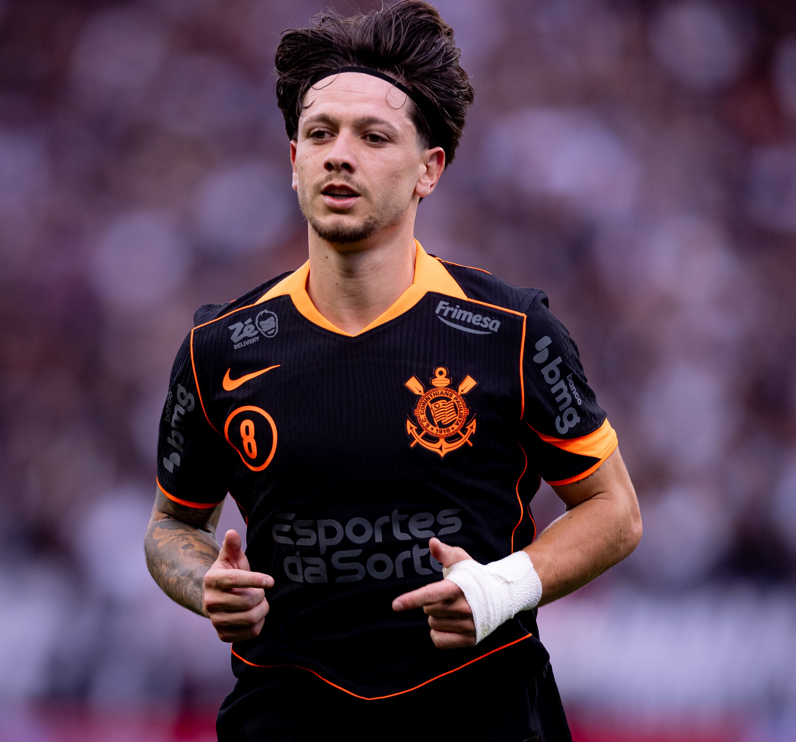 Corinthians vê chances de Libertadores minguarem em meio a crises internas e desempenho em queda