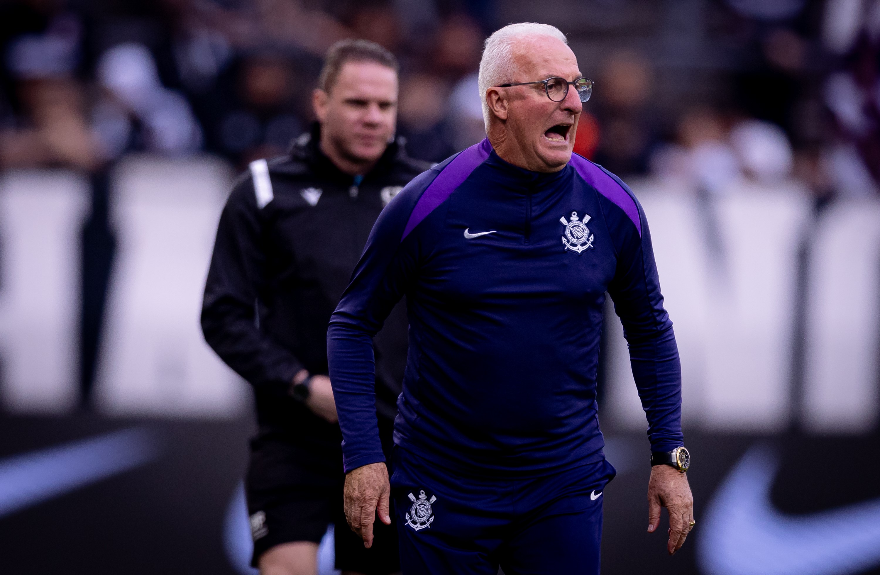 Dorival critica Corinthians após derrota, mas elogia Dieguinho por desempenho contra o Ceará