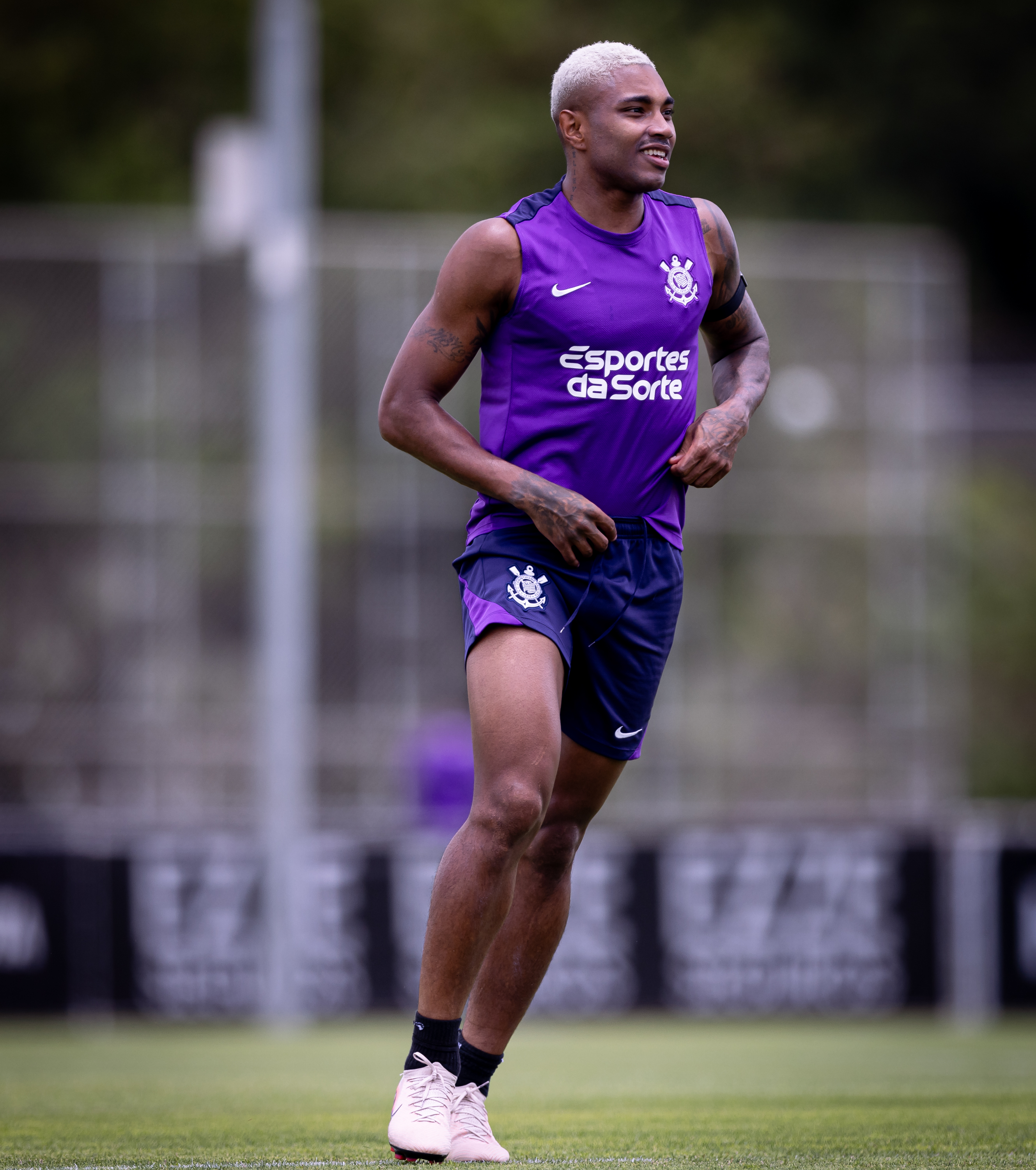 Dorival ganha reforços, mas Corinthians tem desfalques-chave para o clássico