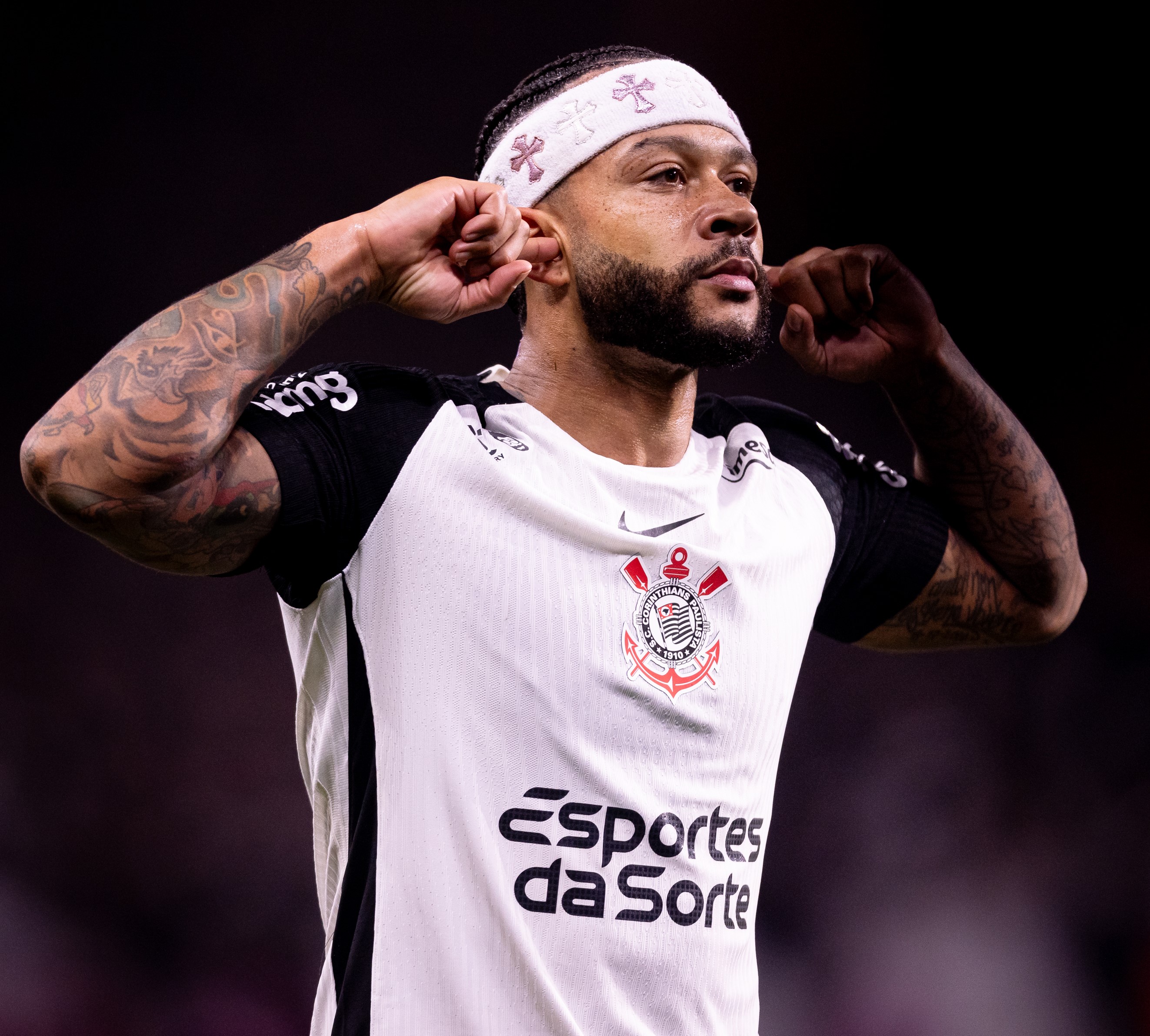 Corinthians perde Memphis e Matheus Bidu para duelo decisivo contra o Cruzeiro; confira relacionados