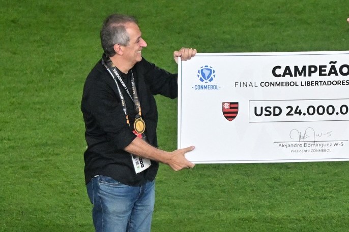 Após conquista da Libertadores, Presidente do Flamengo abre o jogo sobre relação com Leila