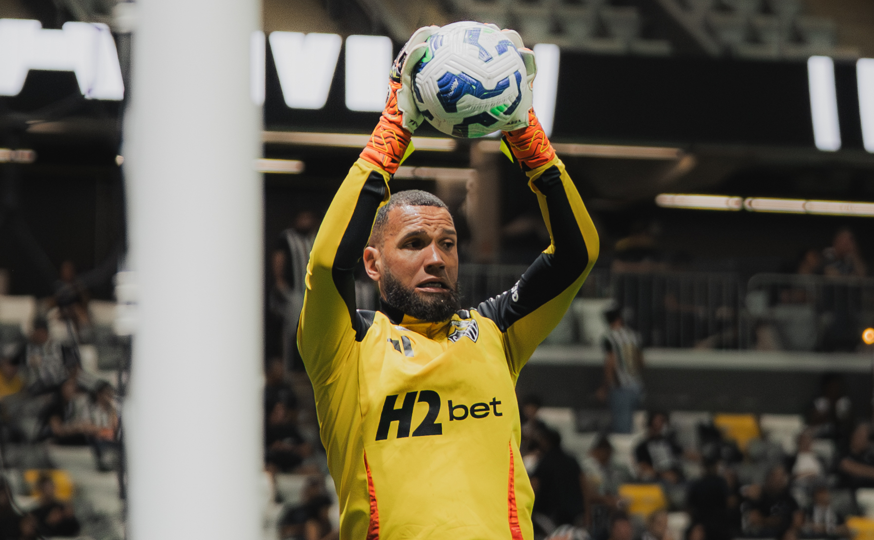 Everson Rivas Everson se pronuncia após briga na final Cruzeiro x Atlético-MG ...