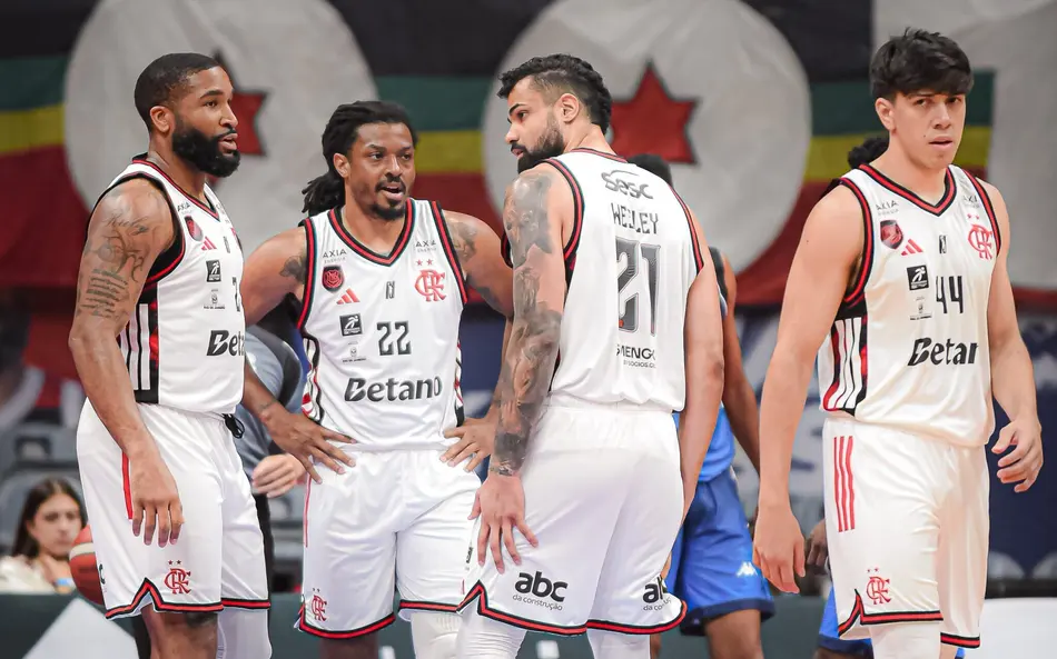 Flamengo retoma ritmo no NBB com vitória convincente sobre o Rio Claro e almeja playoffs