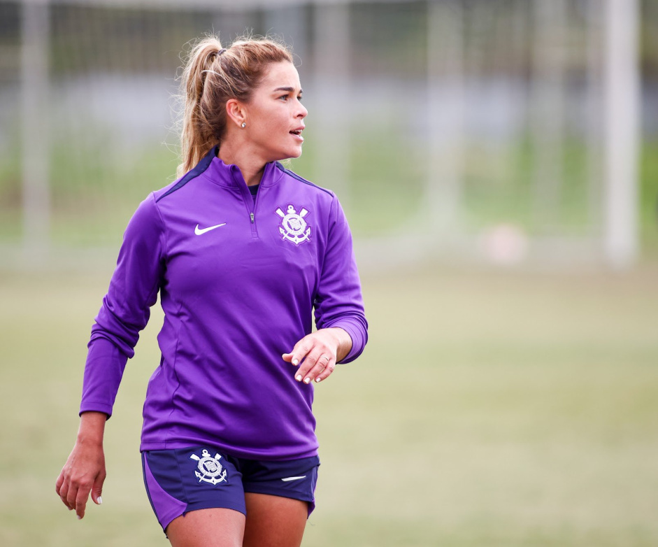 Tamires aponta São Paulo como principal rival, desafia Corinthians em confronto decisivo