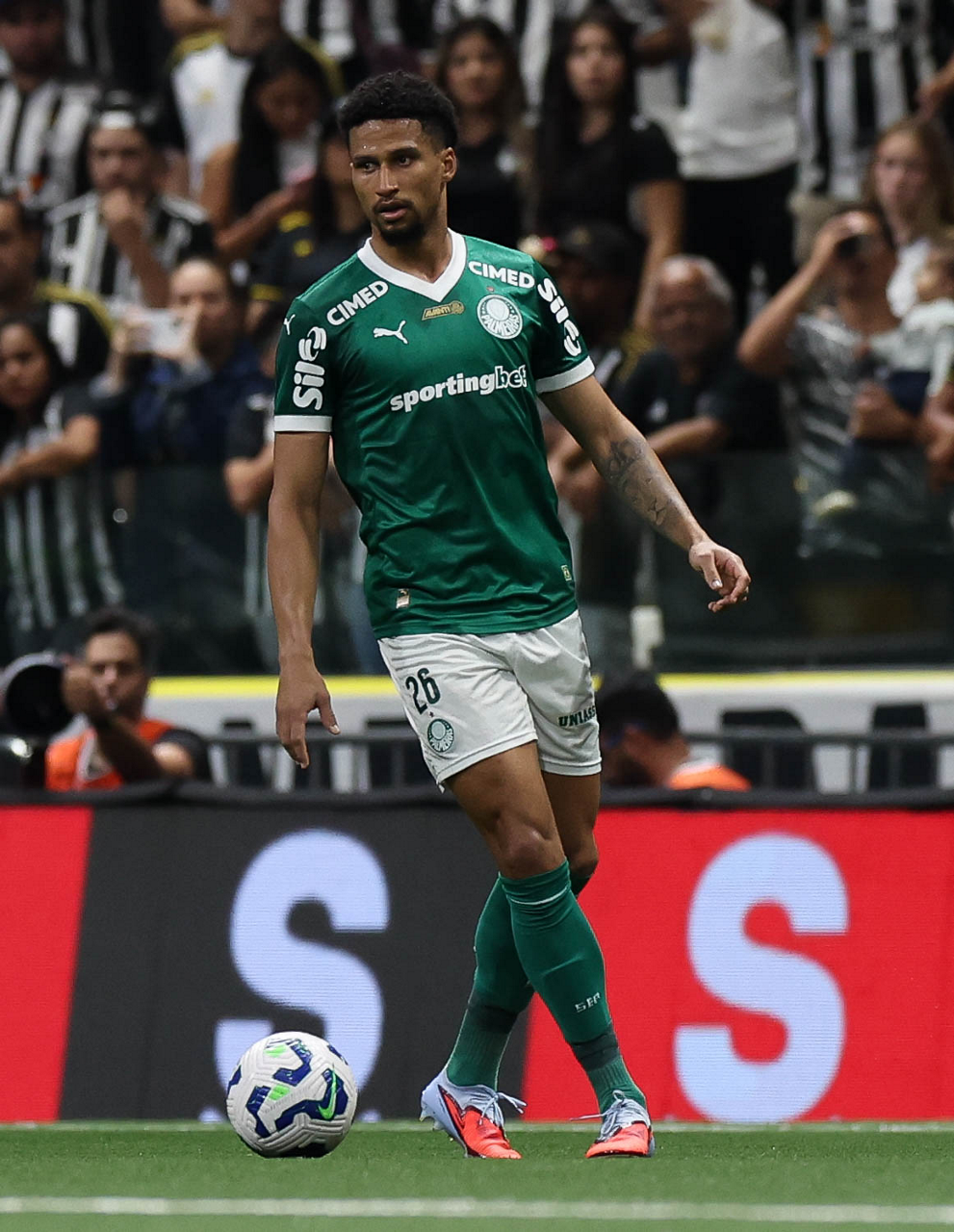 Murilo brilha pelo Palmeiras em 2025: torcedores avaliam temporada e pedem mais!