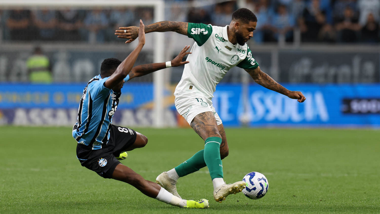 De apostas milionárias a reservas: trio simboliza frustração do Palmeiras em 2025