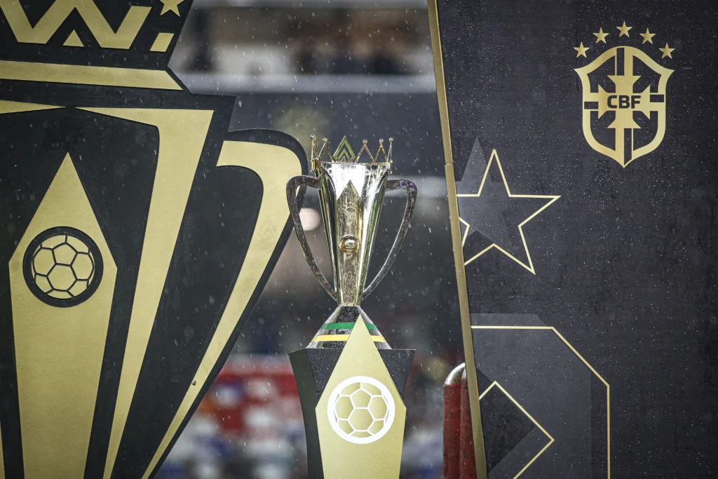 Supercopa em foco: Corinthians e Flamengo se enfrentam em duelo decisivo; veja data e local