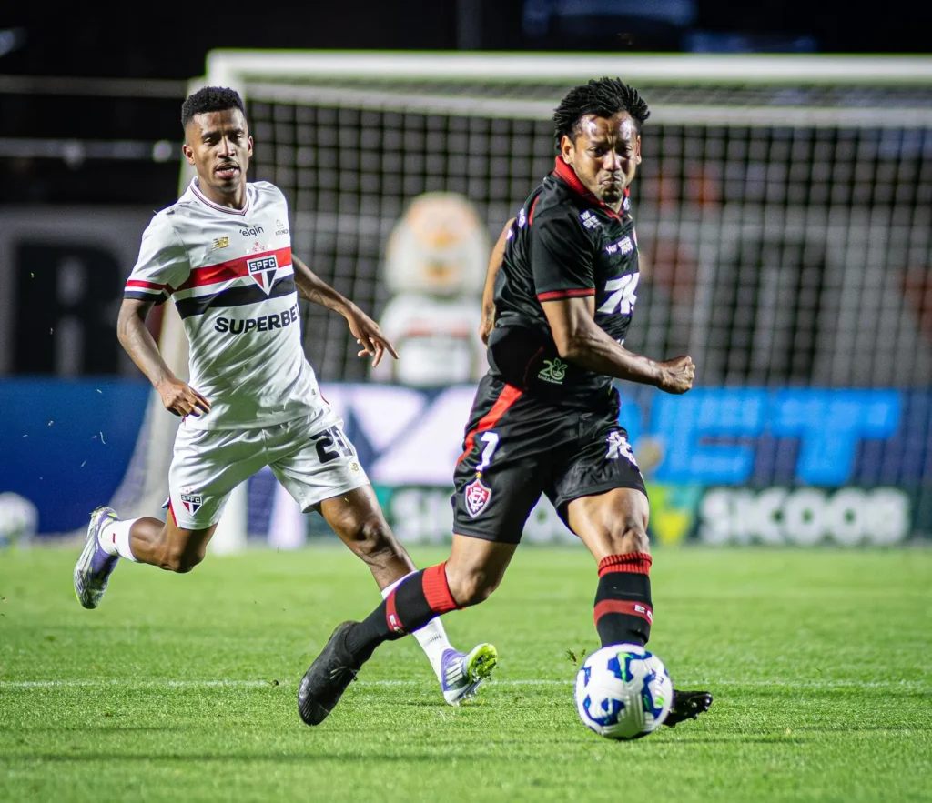 Vitória x São Paulo pelo Brasileirão: onde assistir ao vivo ...
