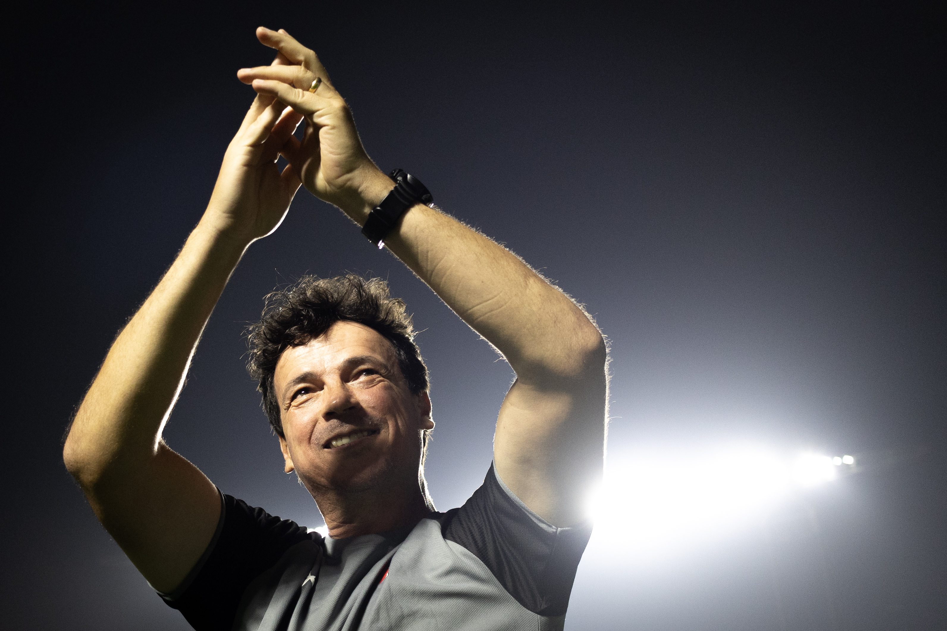 Diniz, adversário na final, ganha respeito dos jogadores do Corinthians nos bastidores do futebol