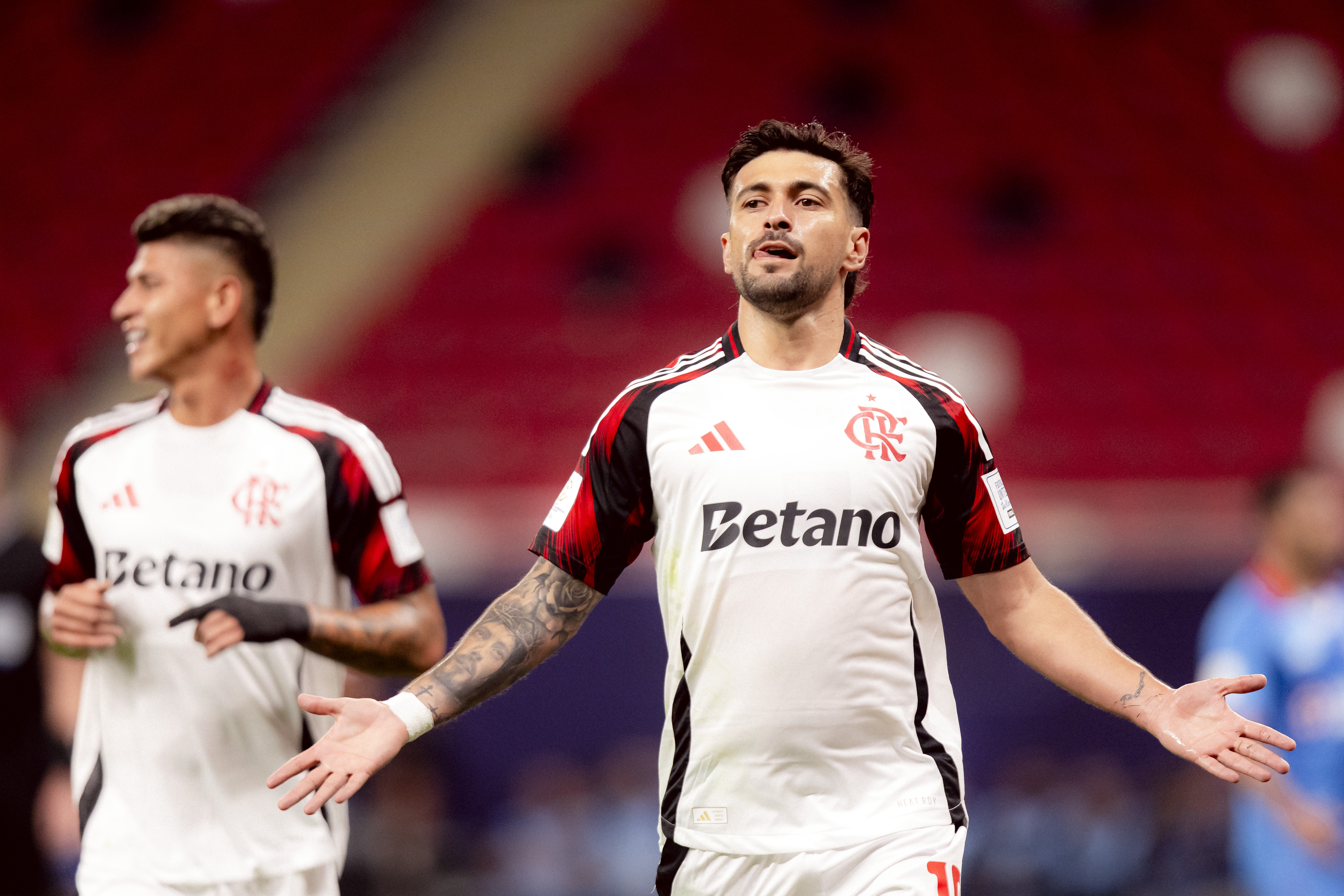 Flamengo desafia Pyramids em duelo intercontinental; confira onde assistir e escalações!