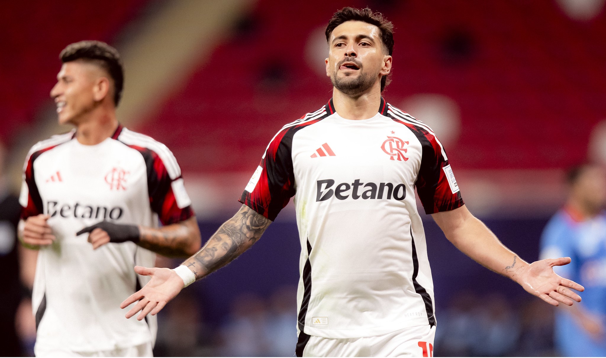 Arrascaeta brilha e valoriza classificação do Flamengo para o Intercontinental em momento decisivo