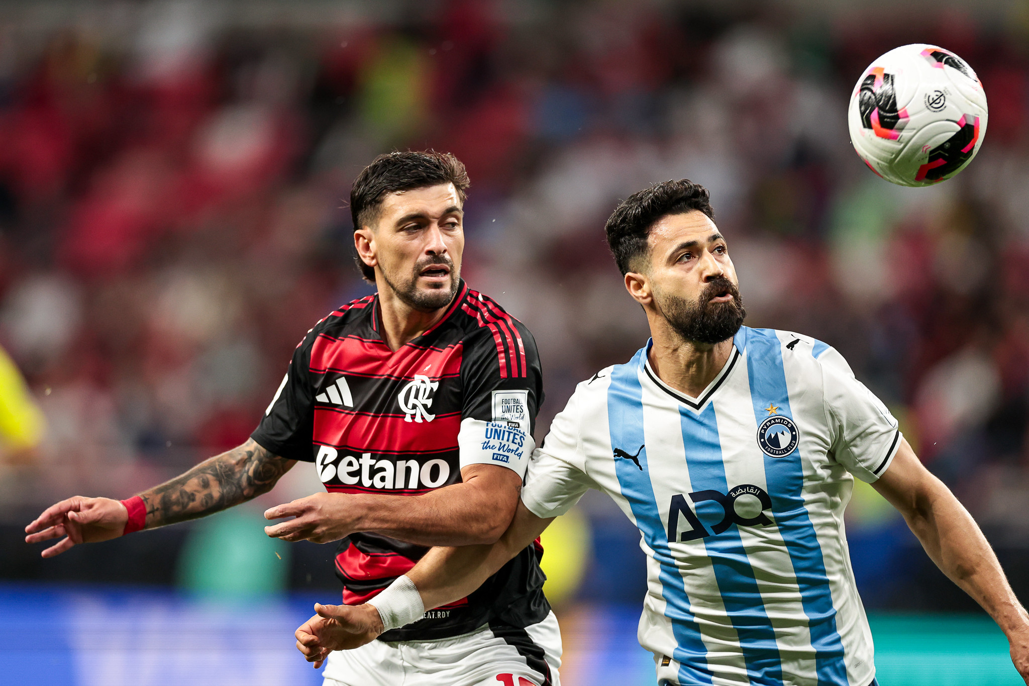 Flamengo desafia Pyramids em duelo decisivo pelo título intercontinental; emoção garantida!