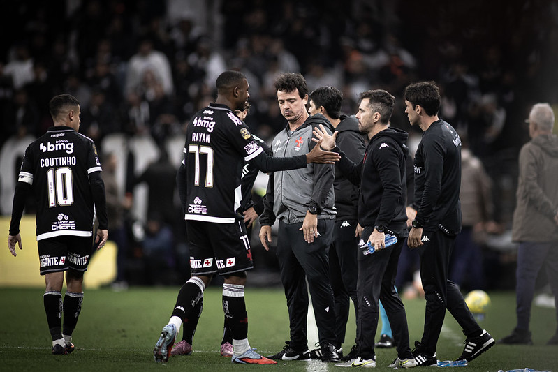 Vasco confirma relacionados para a final da Copa do Brasil; desafio contra o Corinthians se aproxima