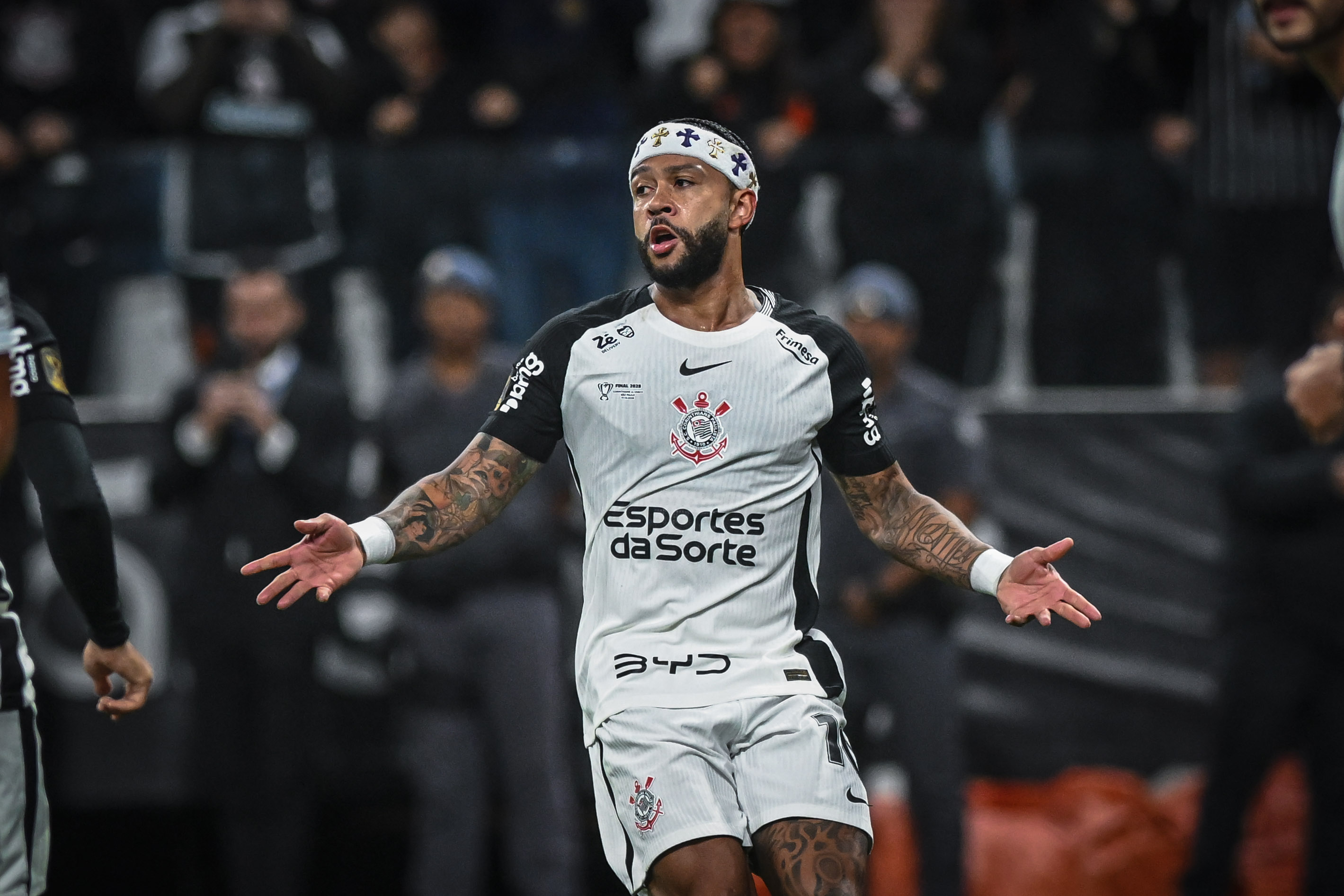 Corinthians vive temporadas de frustrações: falhas marcantes desencadeiam crise na Arena