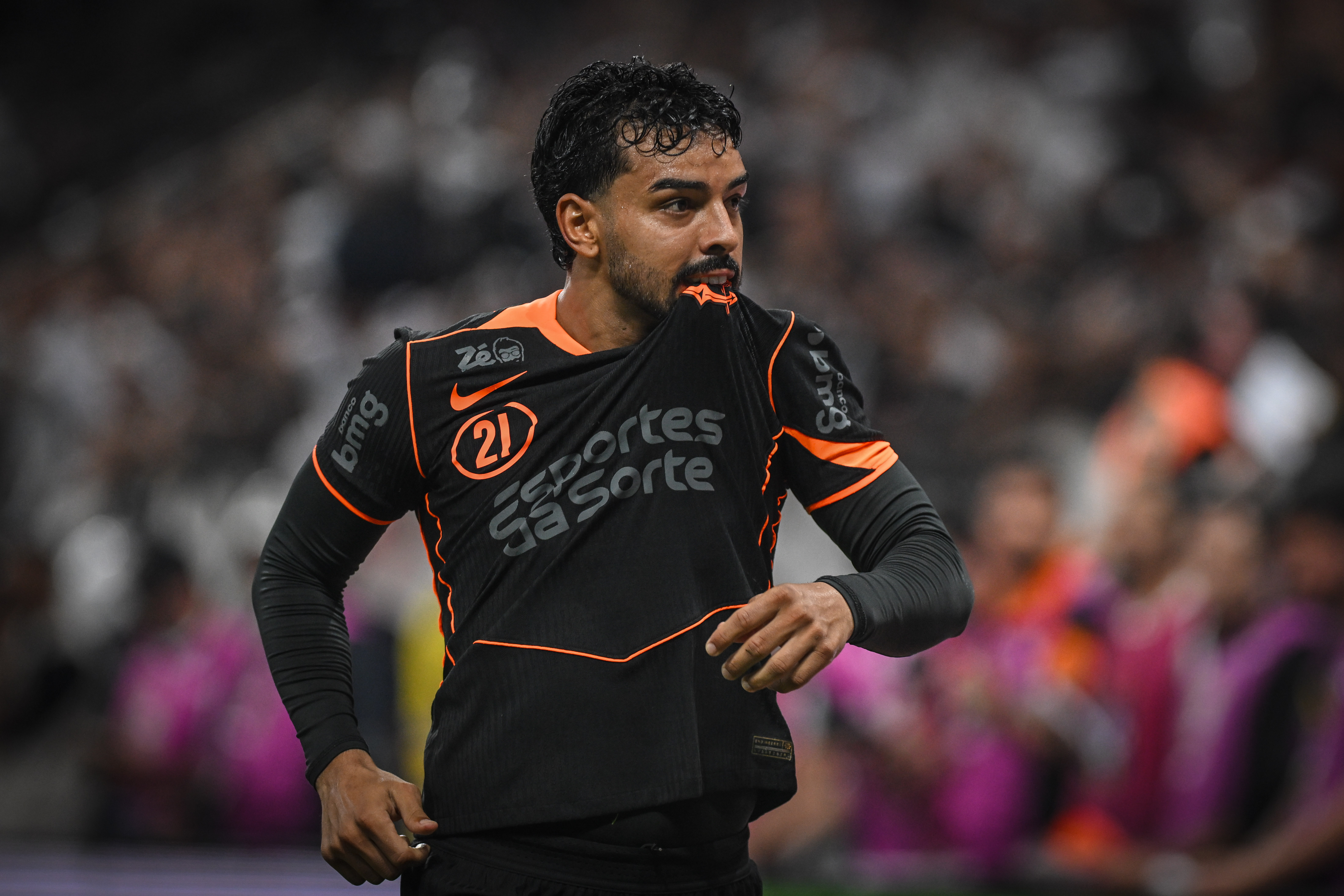 Titular incontestável? Bidu vive ano de superação no Corinthians e se consolida como titular absoluto