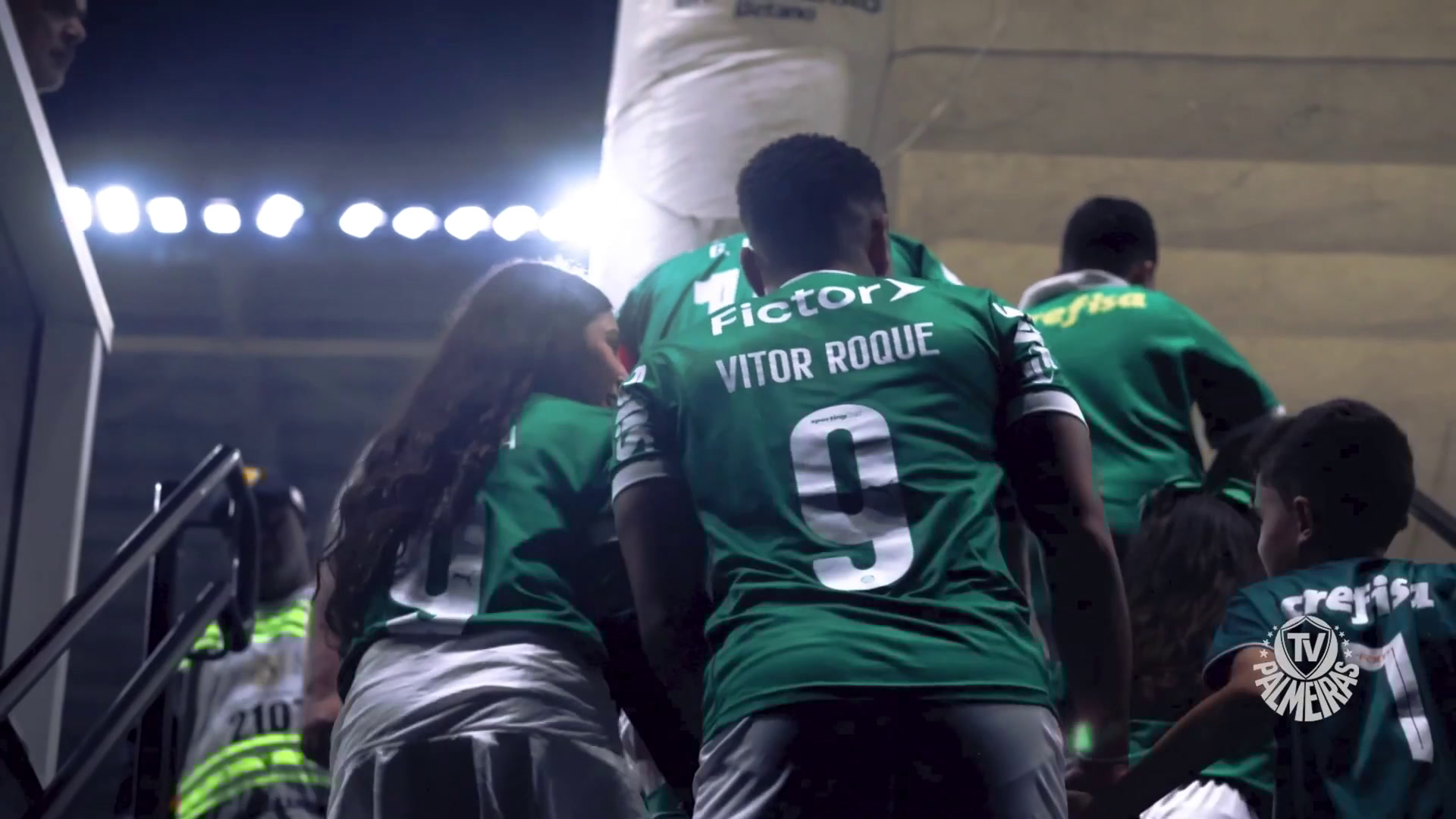 Palmeiras triunfa sobre o Atlético; Abel Ferreira revela bastidores da vitória histórica