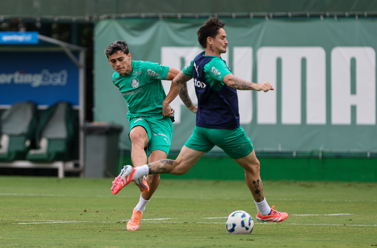Palmeiras realiza último treino intenso antes da batalha contra o Atlético-MG; confira as imagens!