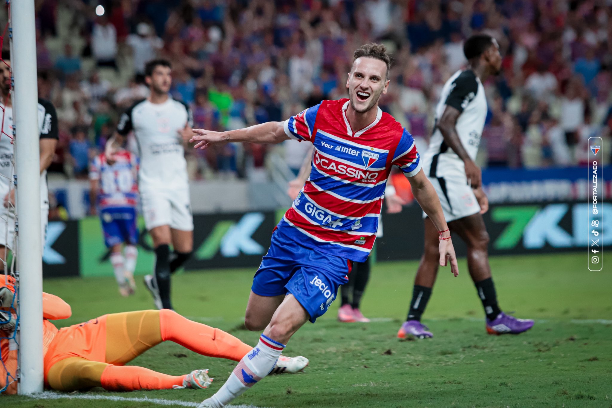 Fortaleza respira aliviado: Corinthians perde com time misto e time cearense se afasta do Z4