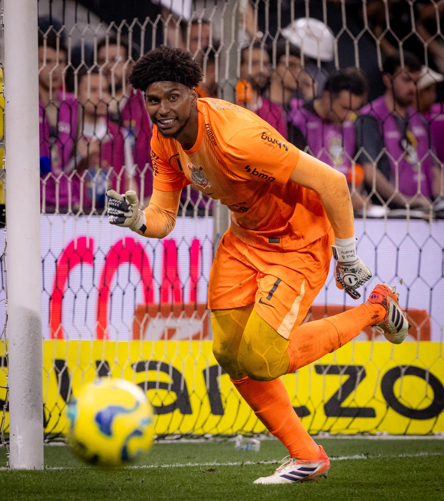 “Fui no feeling”, Hugo revela que não estudou Gabigol para a decisão contra o Cruzeiro