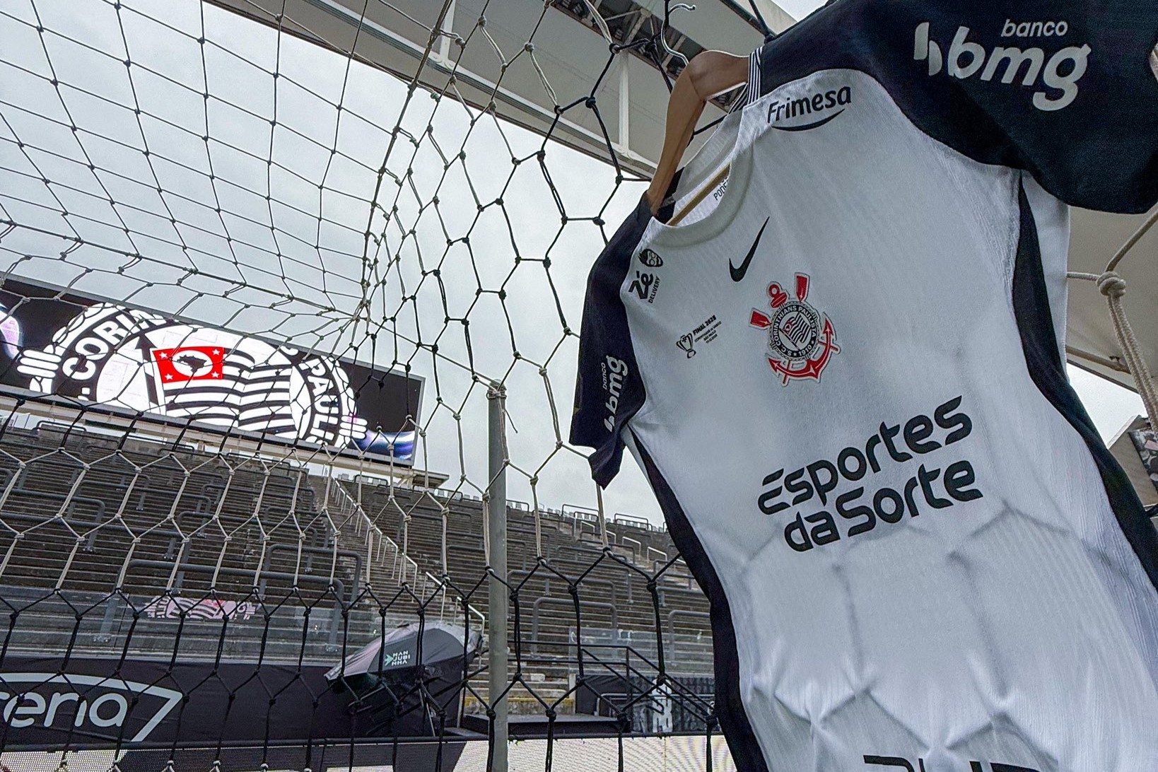 Corinthians confirma Raniele e Garro como titulares; duelo decisivo contra o Vasco à vista