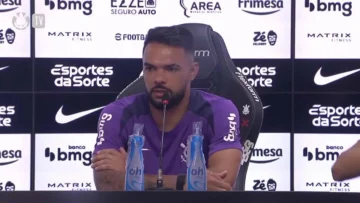 Raniele cita ano conturbado no Corinthians, lesões e analisa decisão