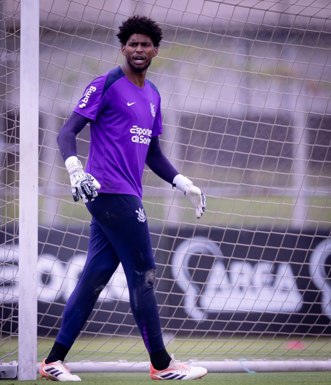 Calma e foco: Hugo Souza pede controle da ansiedade para Corinthians na final da Copa do Brasil